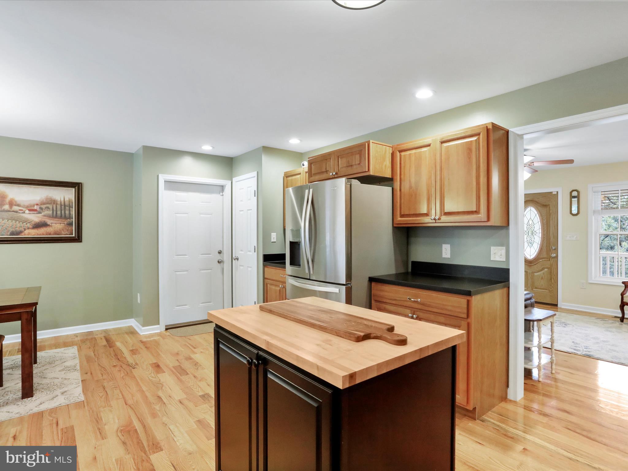 MONUMENT HILL - Residential