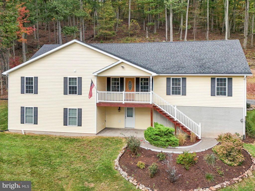 Photo of 275 Monument Drive, PAW PAW, WV 25434 (MLS # WVHS2006626)