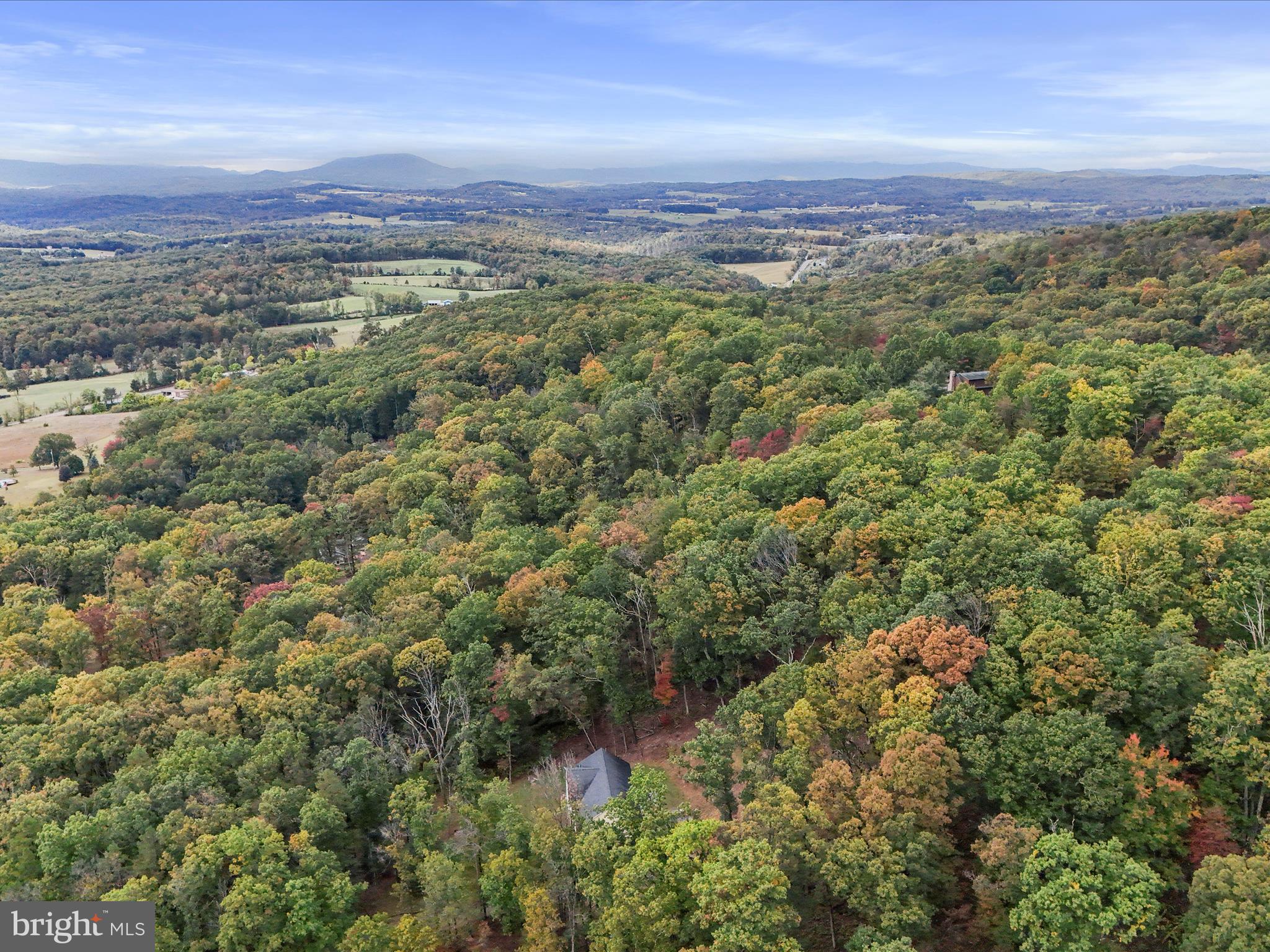 MONUMENT HILL - Residential