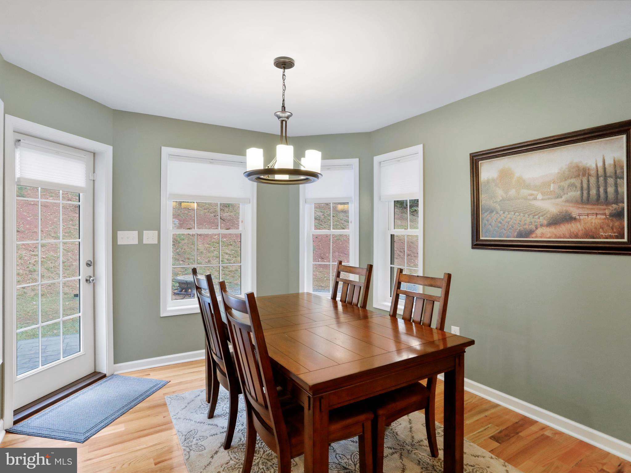 MONUMENT HILL - Residential