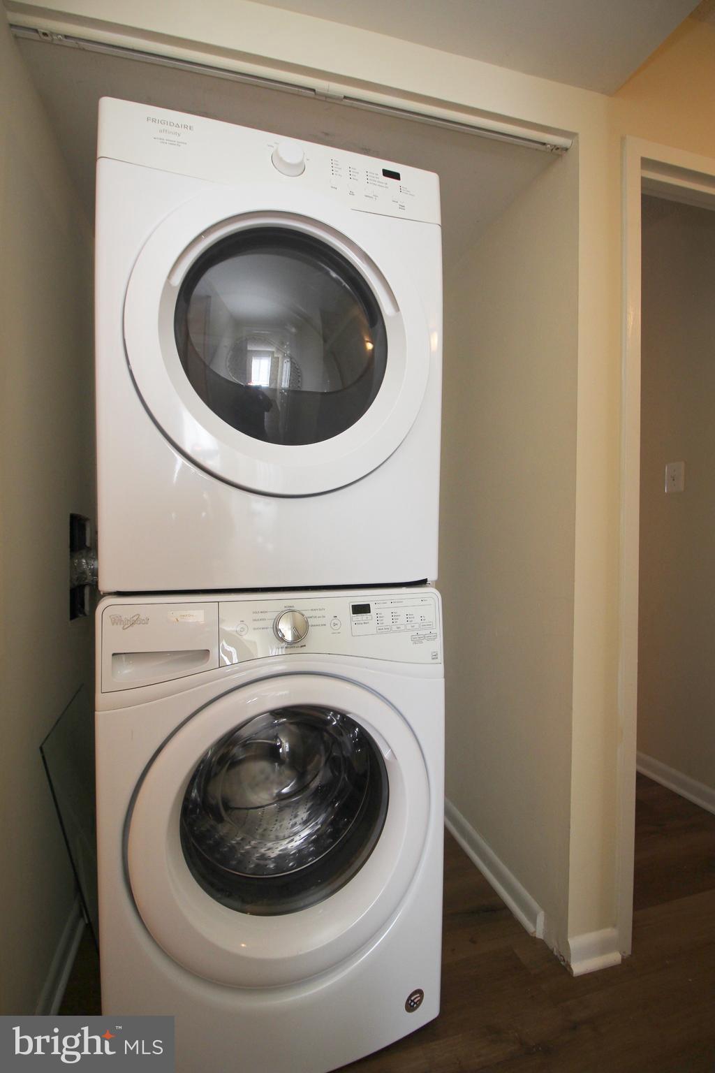 SHADOWOOD - Residential Lease