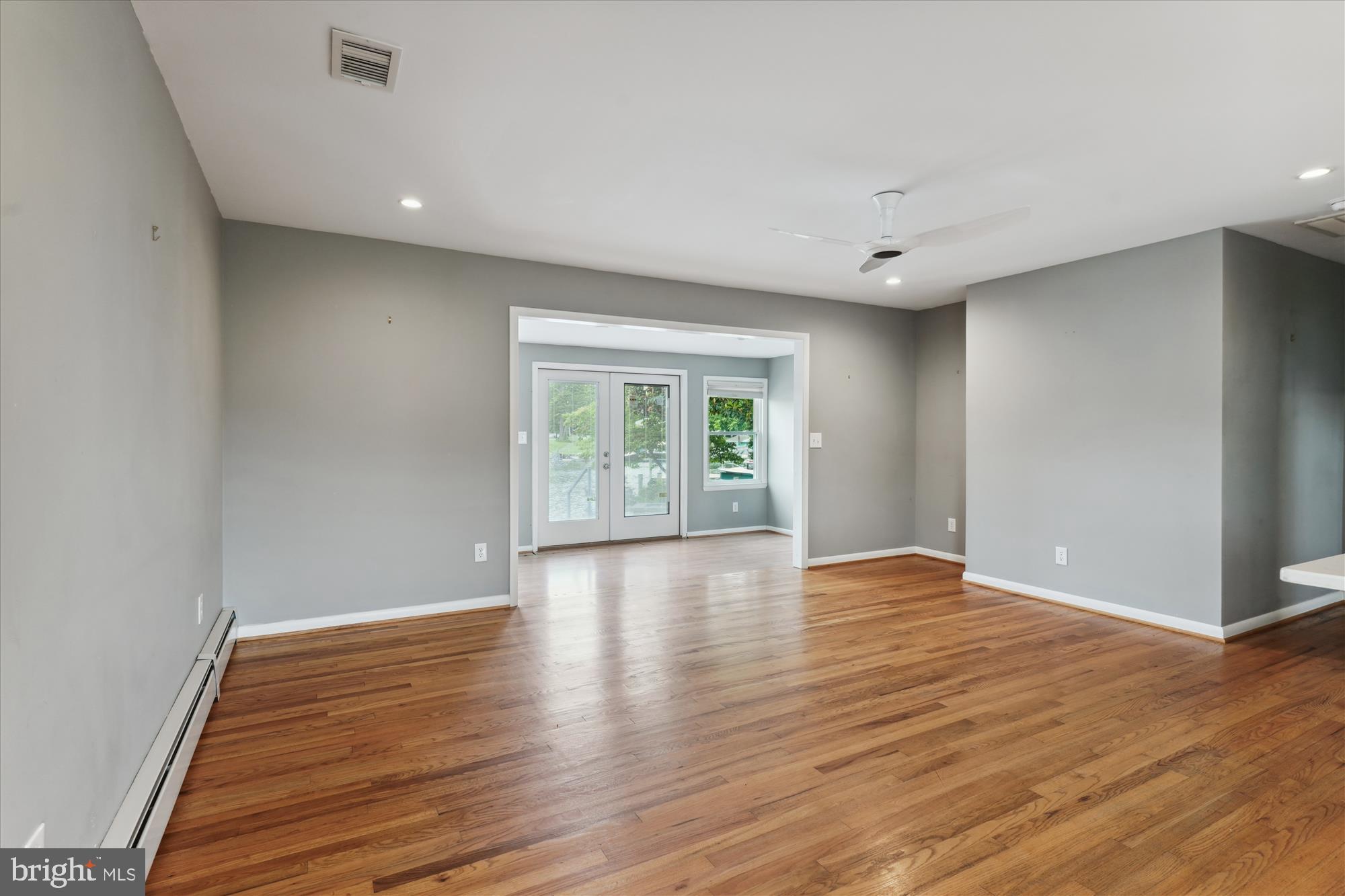 PATUXENT BEACH - Residential