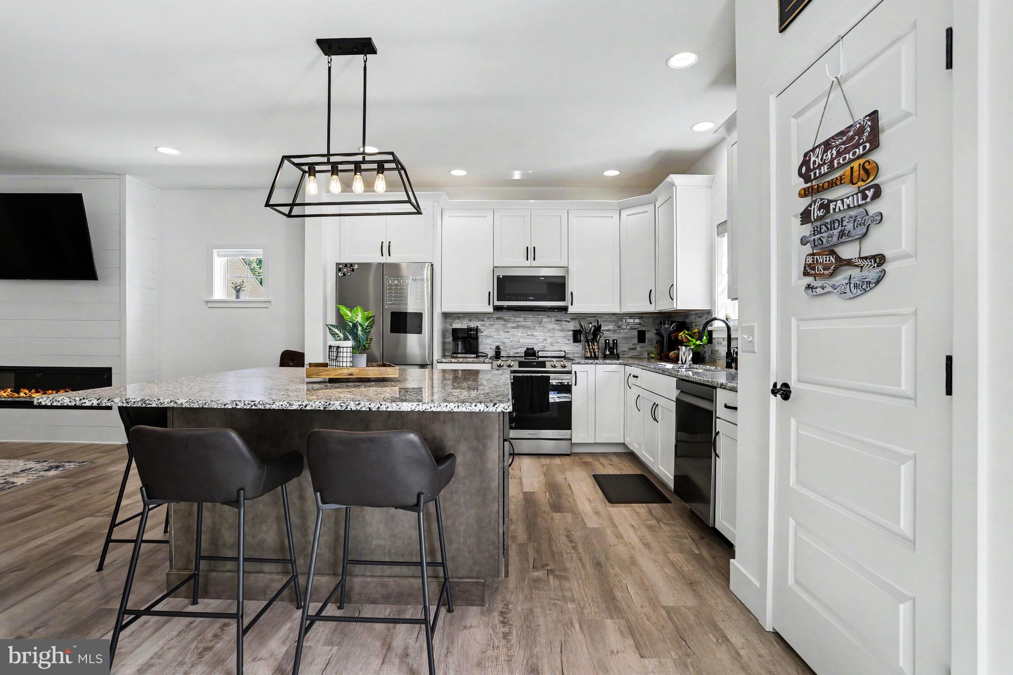 SUTTER'S MEADOW - Residential