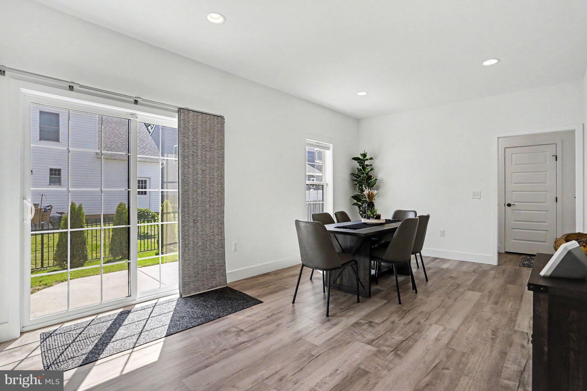SUTTER'S MEADOW - Residential