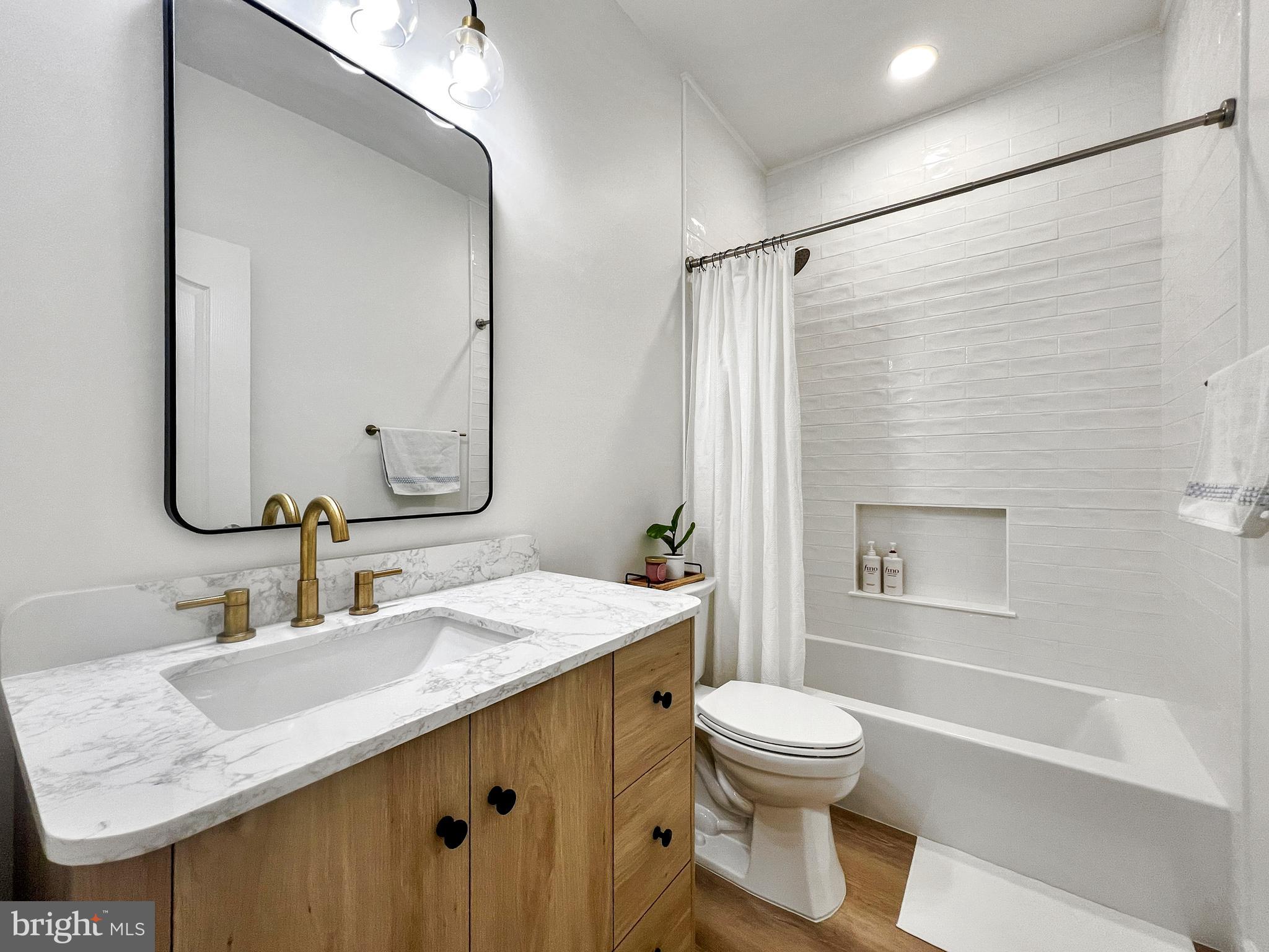 TREBURG - Residential