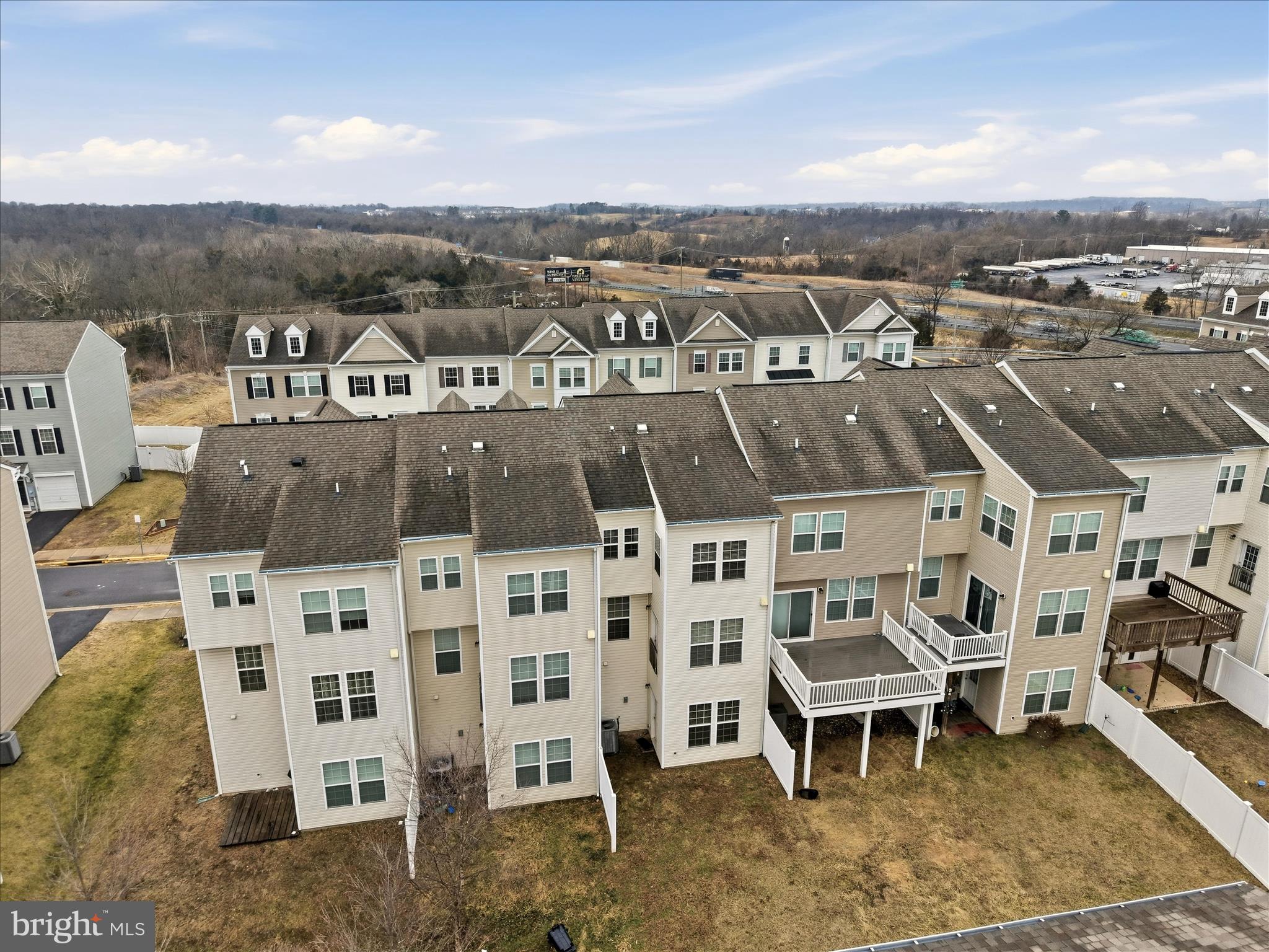 THE TOWNES AT TASKER - Residential