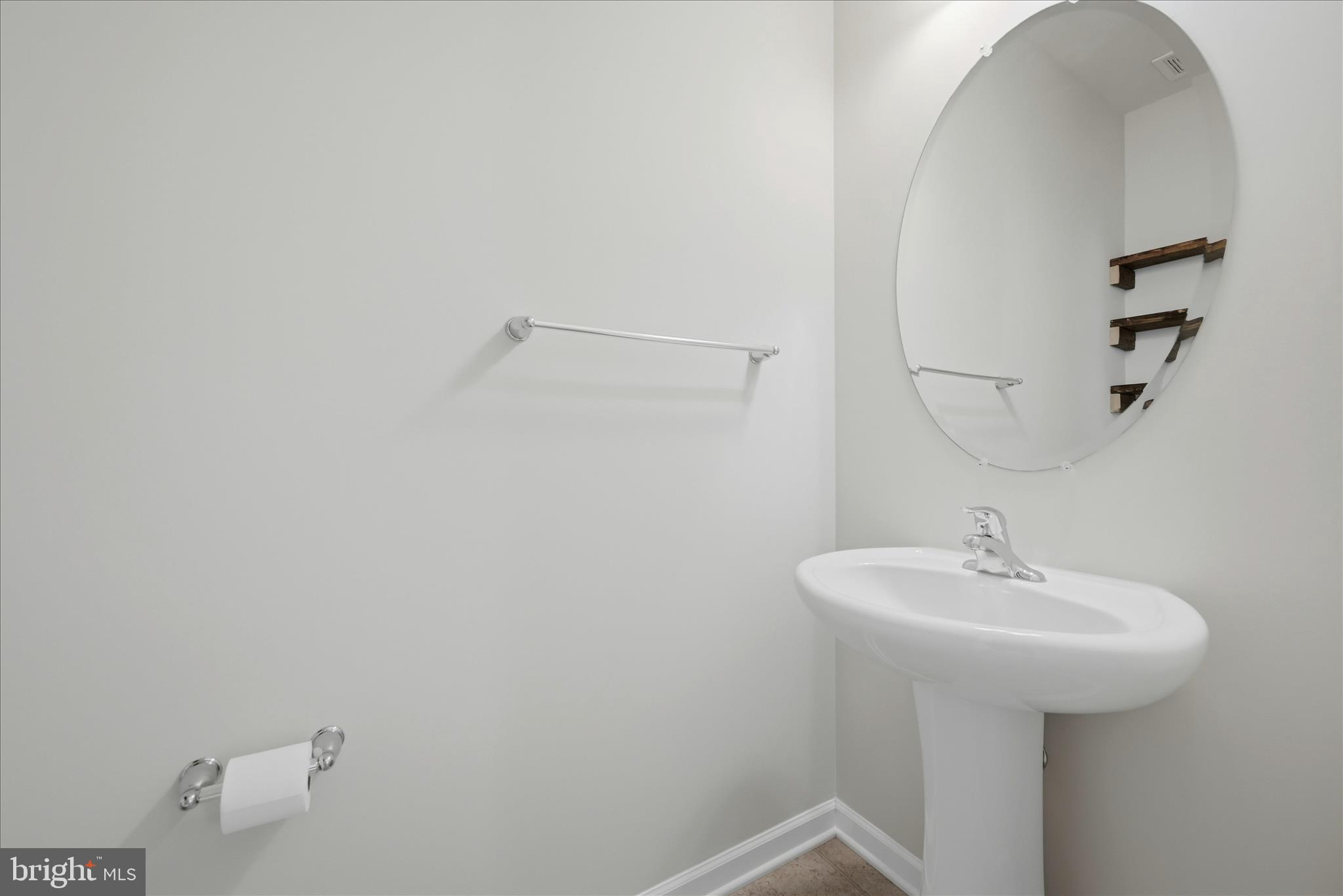 THE TOWNES AT TASKER - Residential