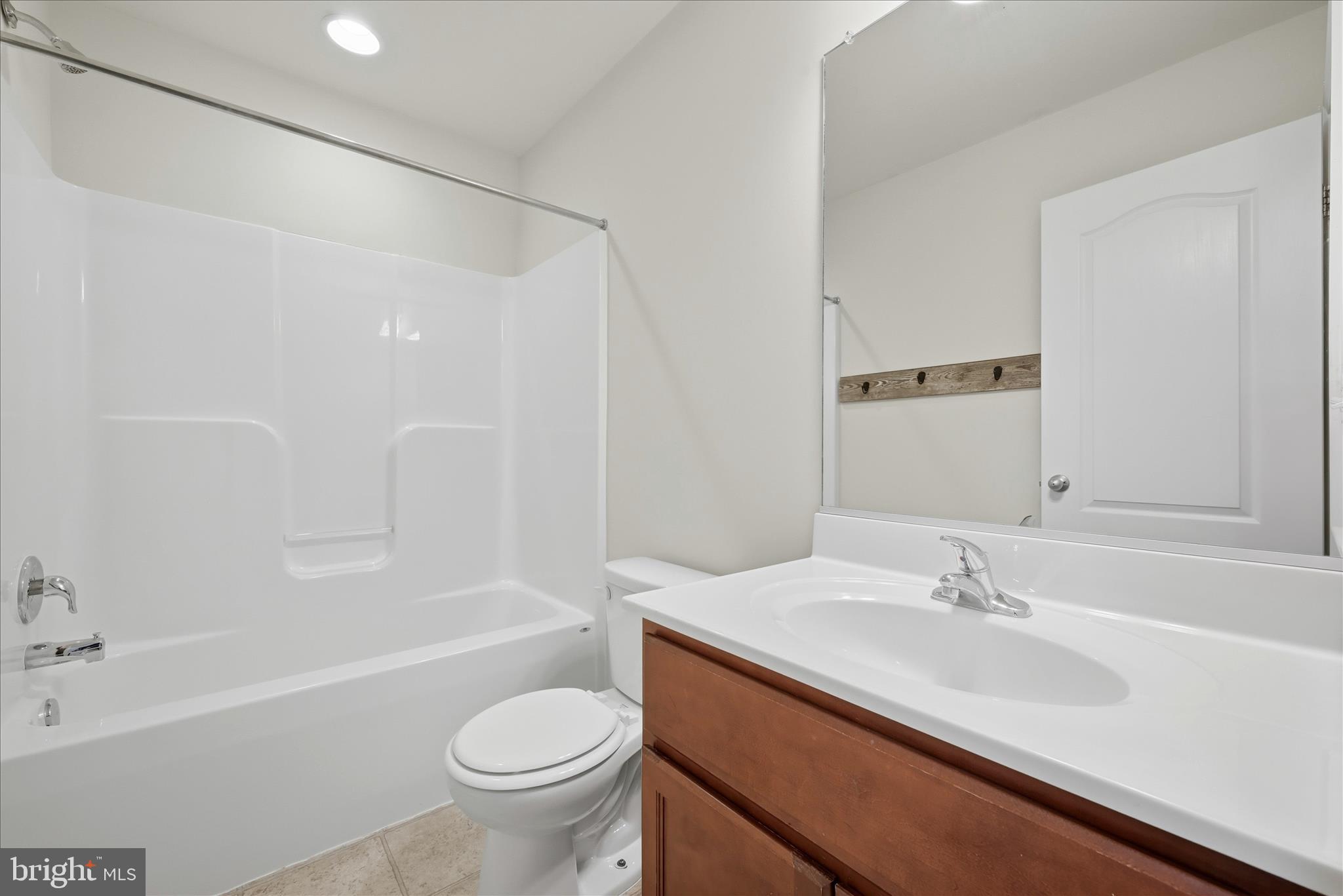 THE TOWNES AT TASKER - Residential