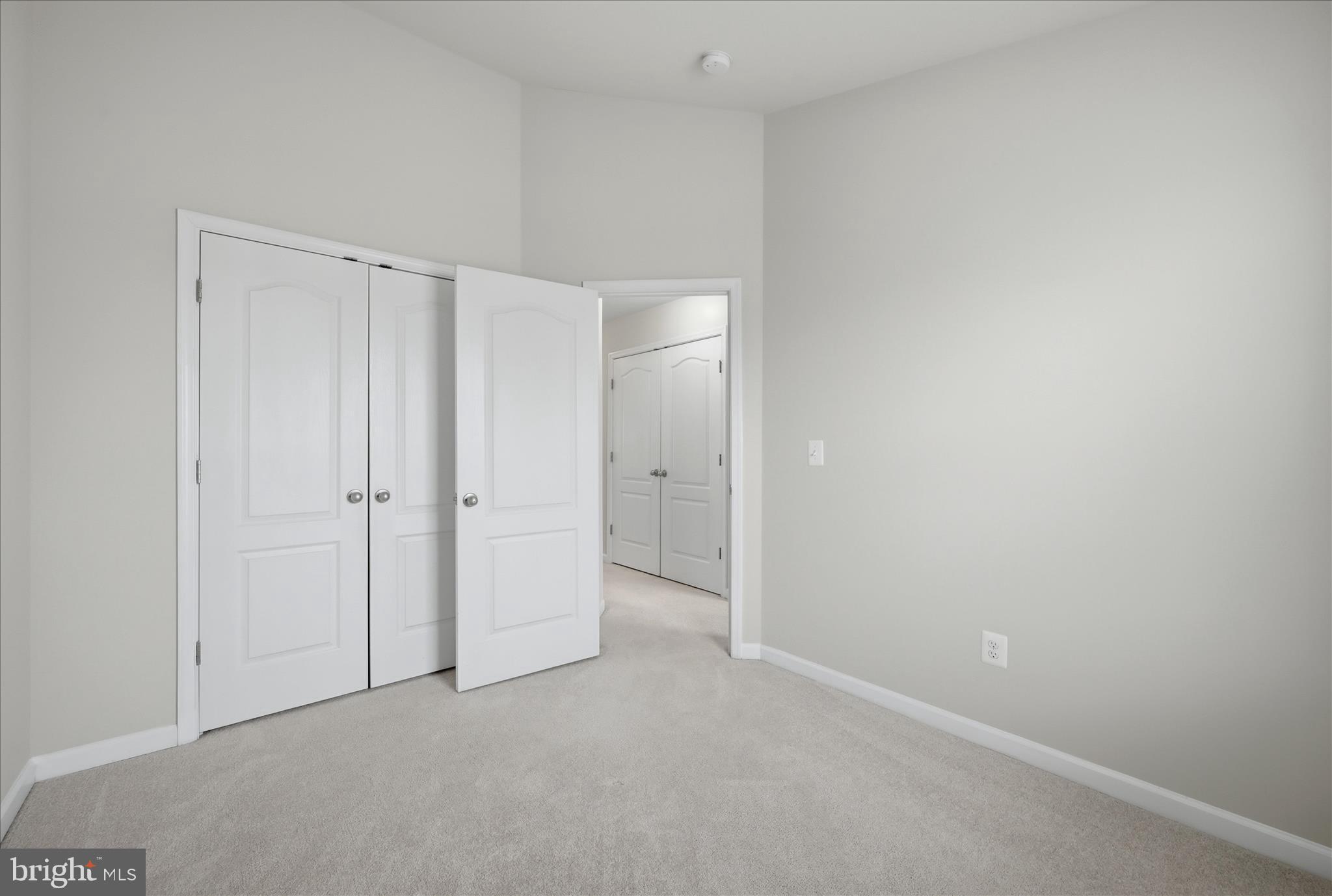 THE TOWNES AT TASKER - Residential