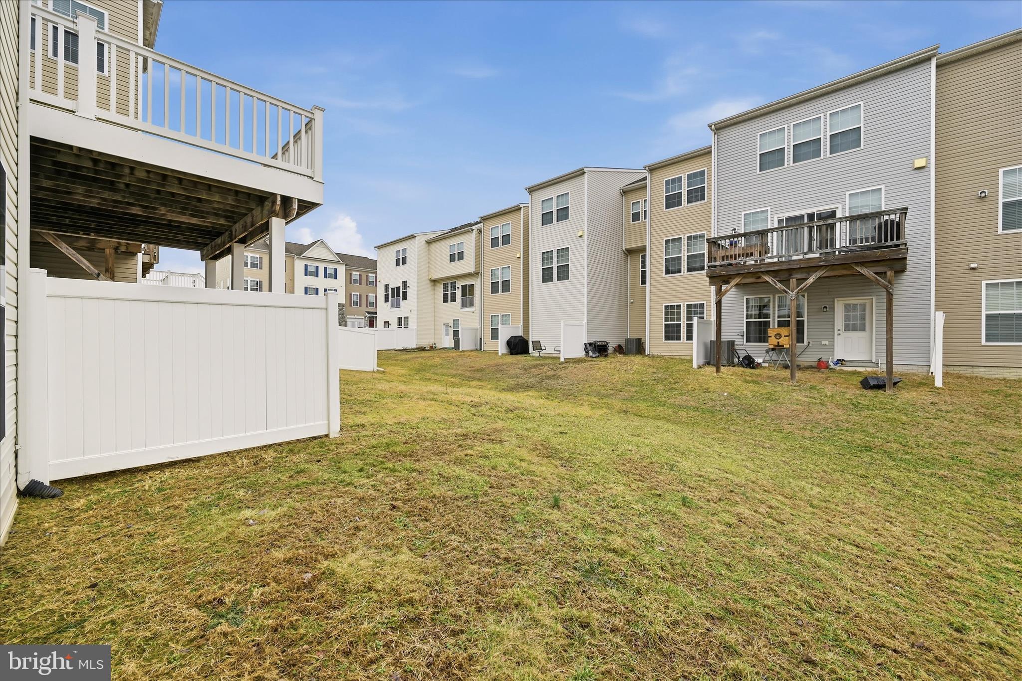 THE TOWNES AT TASKER - Residential