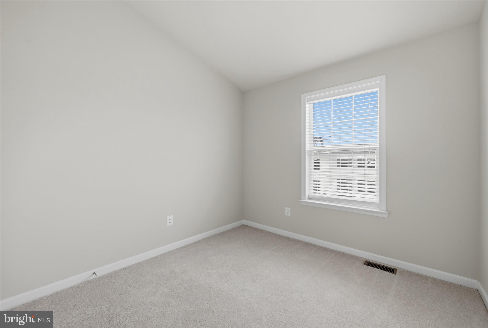 THE TOWNES AT TASKER - Residential