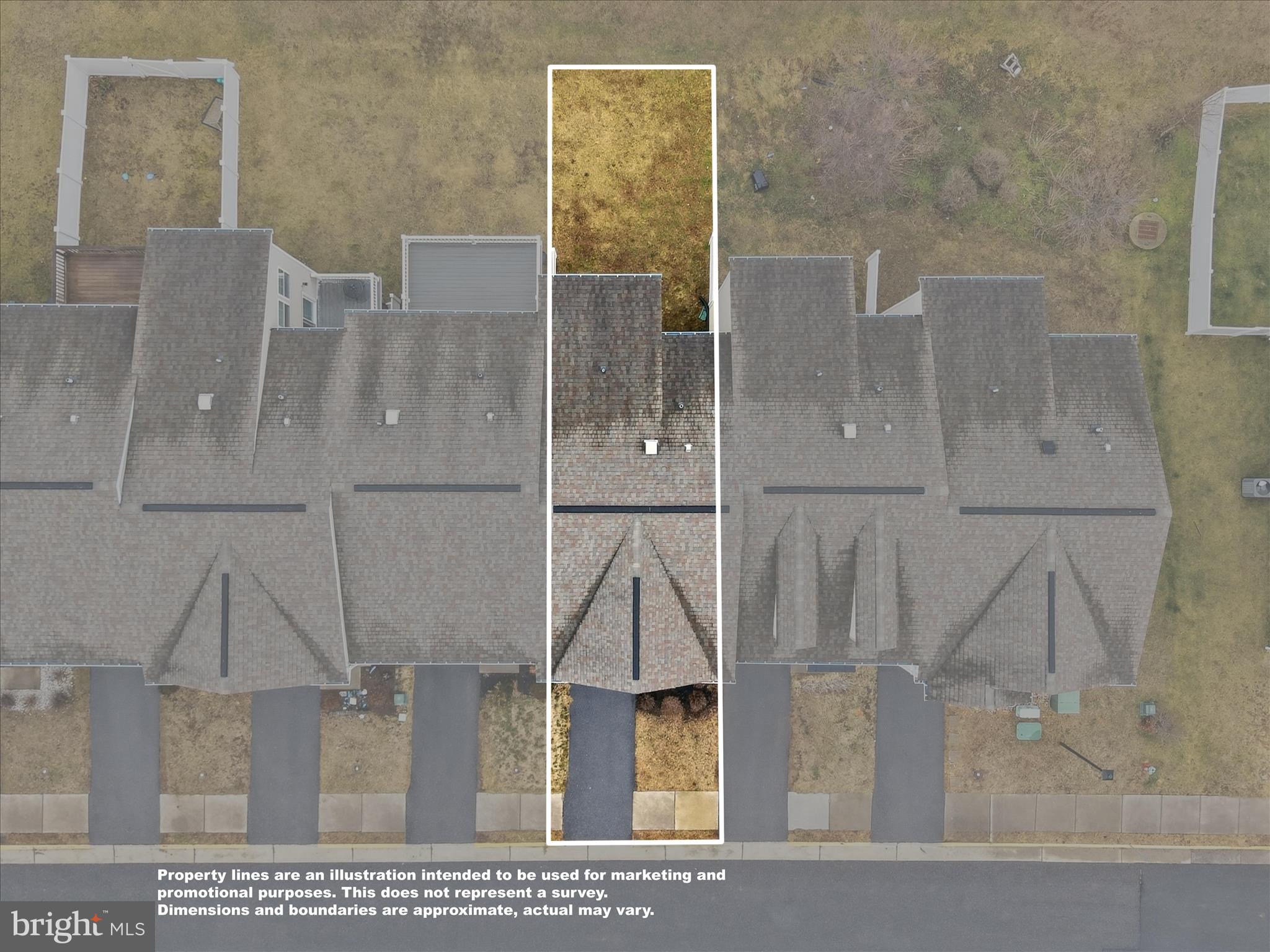 THE TOWNES AT TASKER - Residential