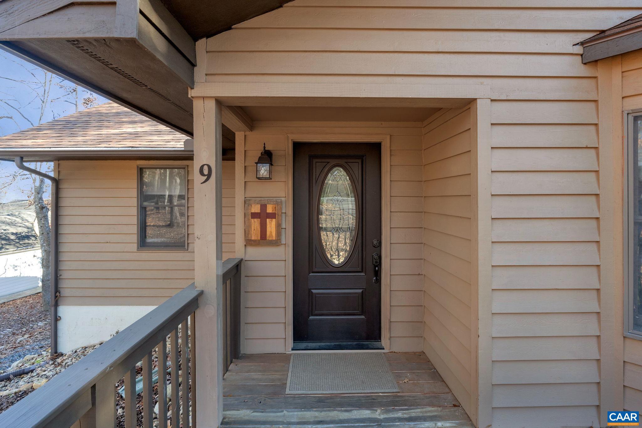 LAKE MONTICELLO - Residential