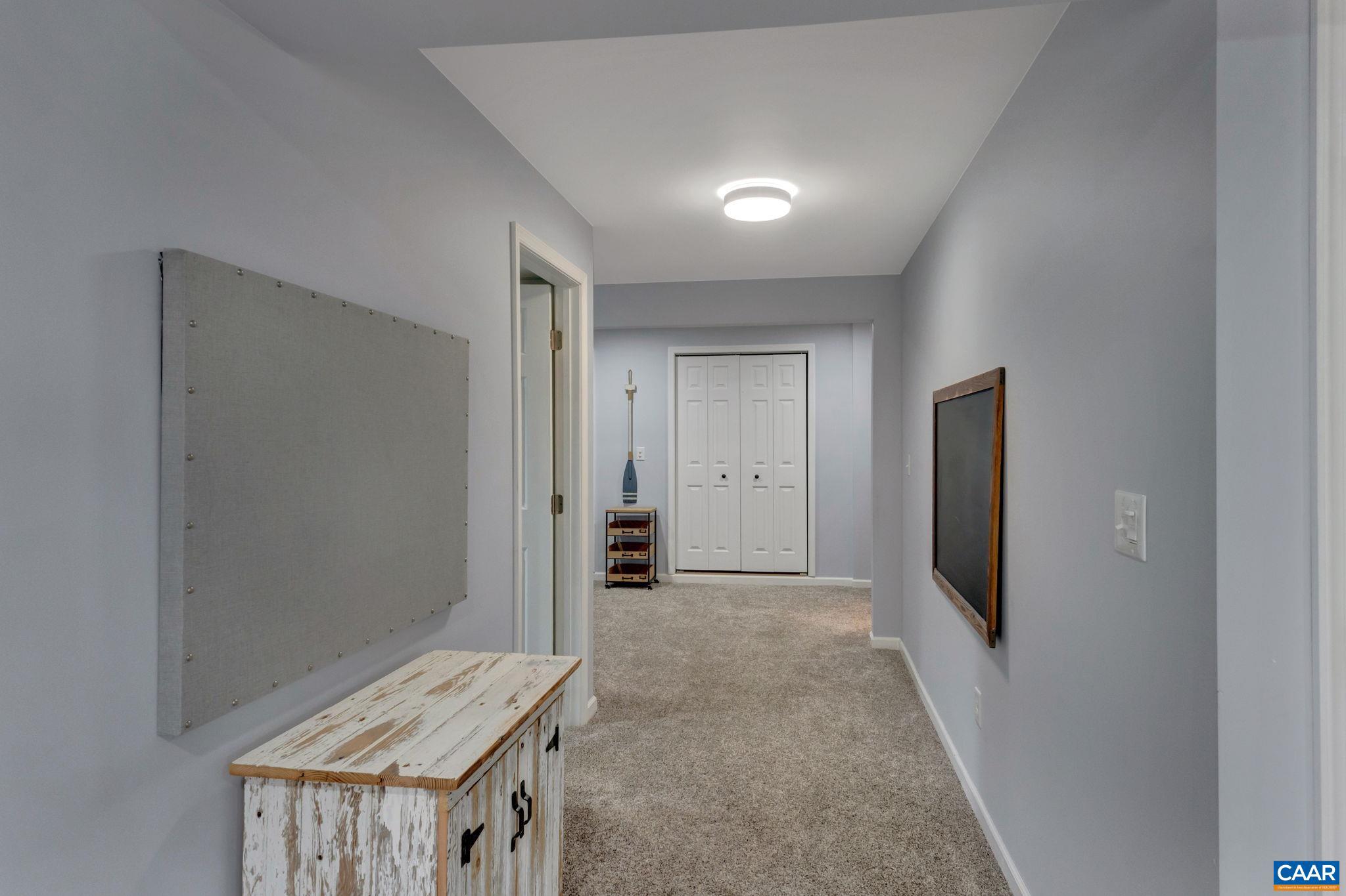 LAKE MONTICELLO - Residential