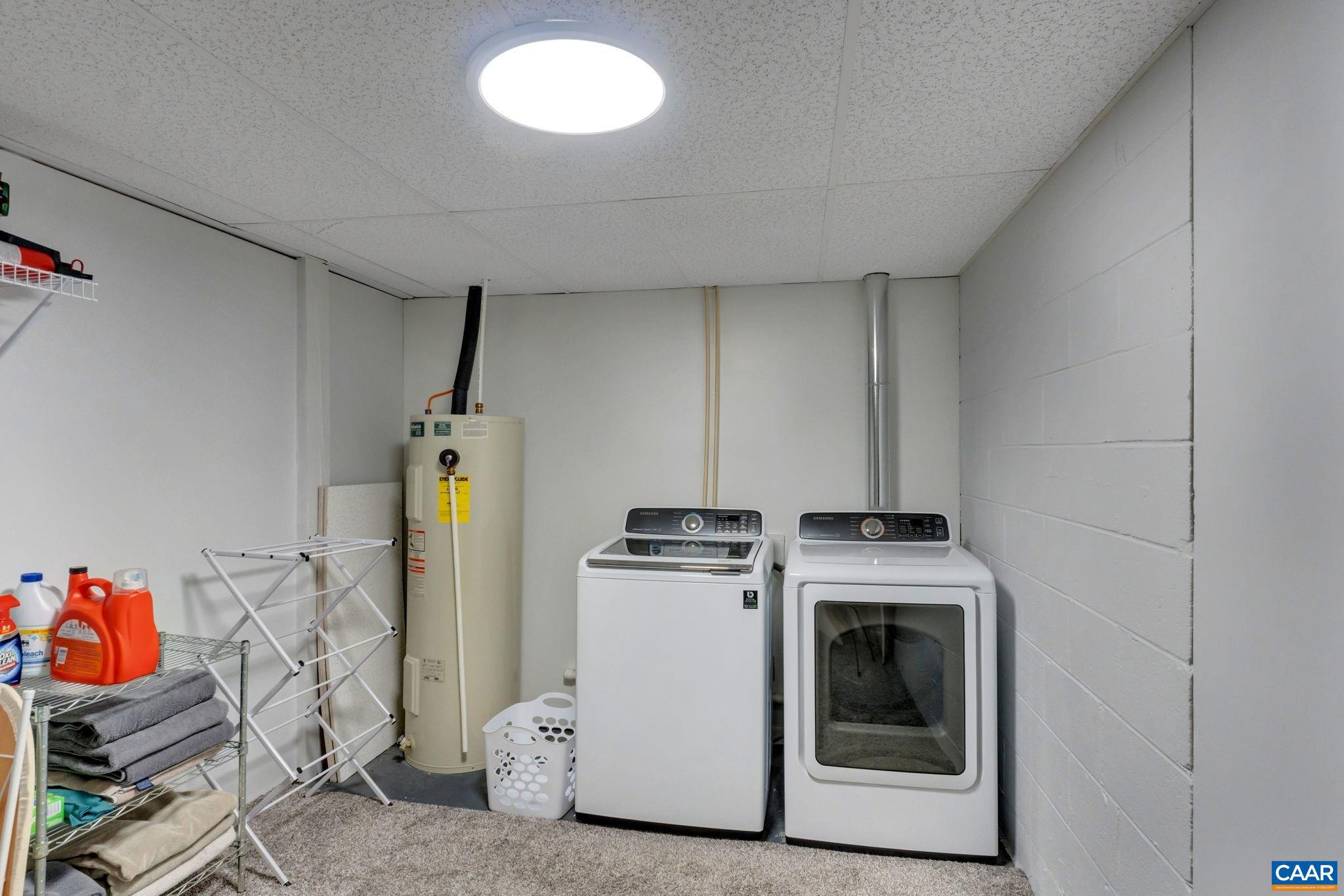 LAKE MONTICELLO - Residential