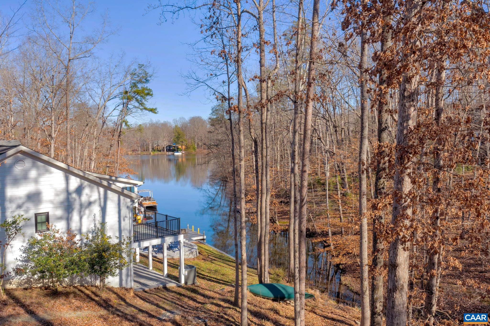 LAKE MONTICELLO - Residential