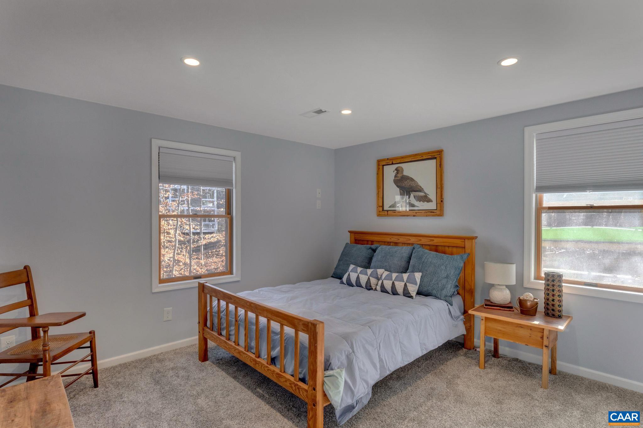 LAKE MONTICELLO - Residential