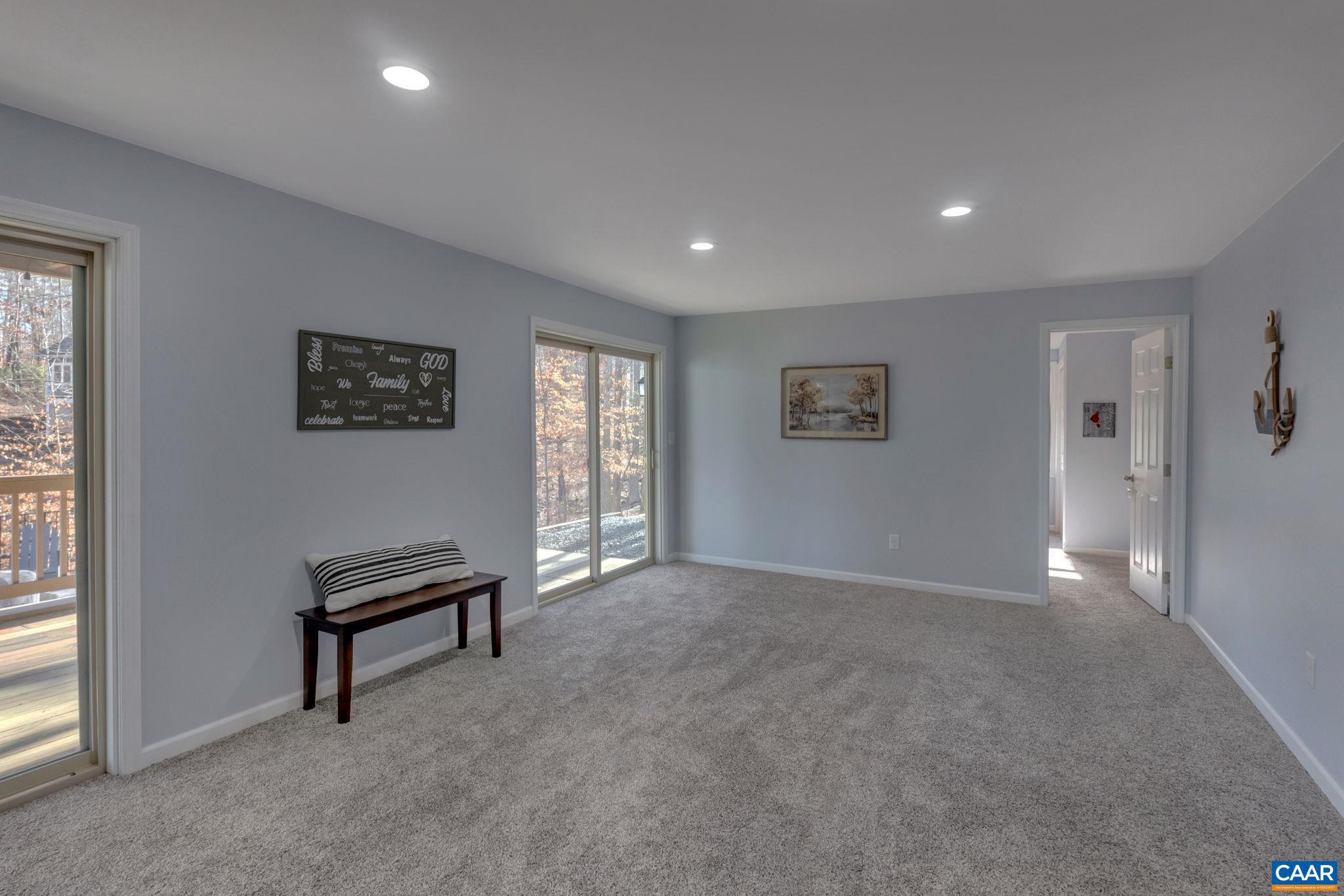 LAKE MONTICELLO - Residential