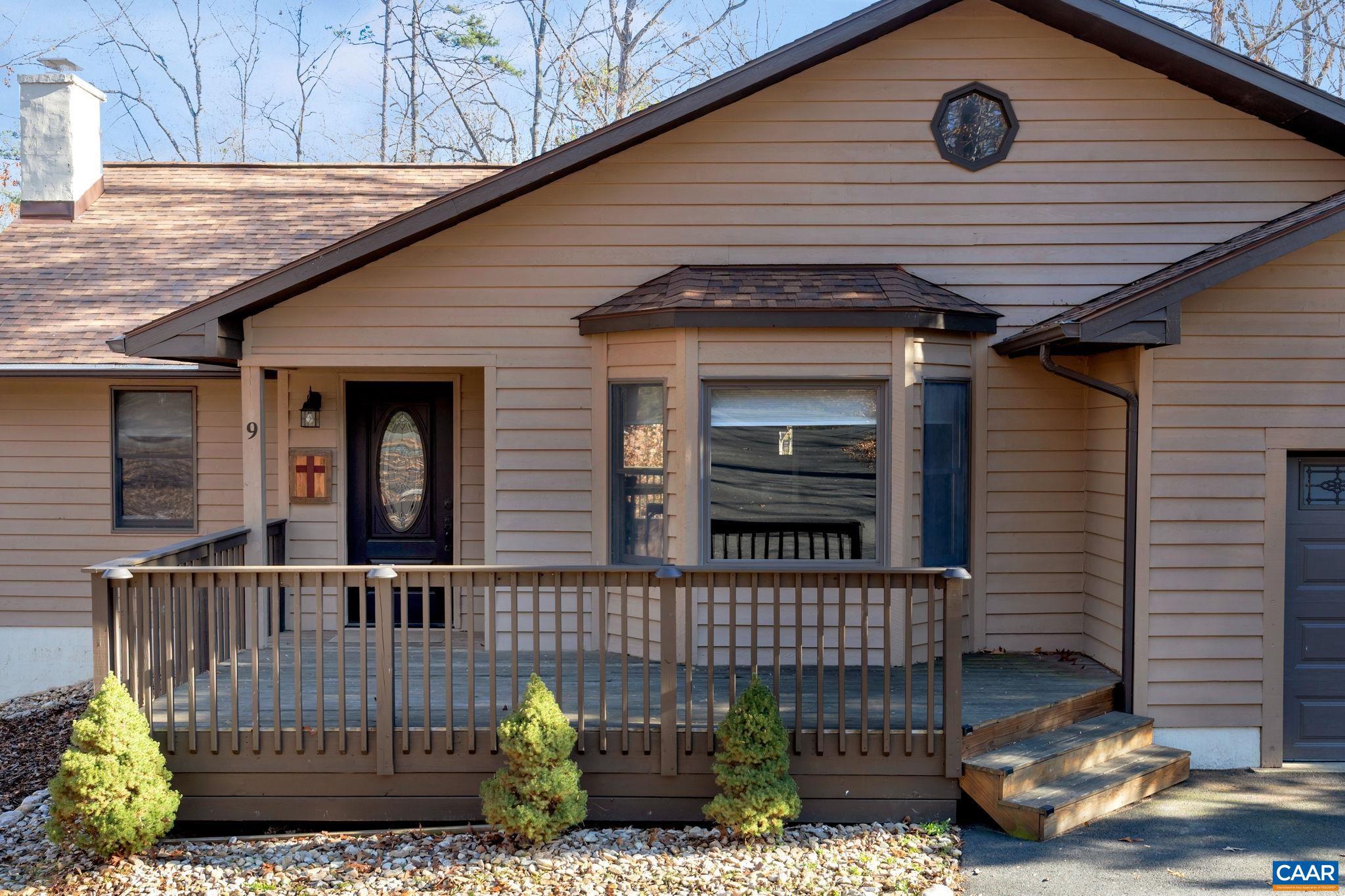 LAKE MONTICELLO - Residential