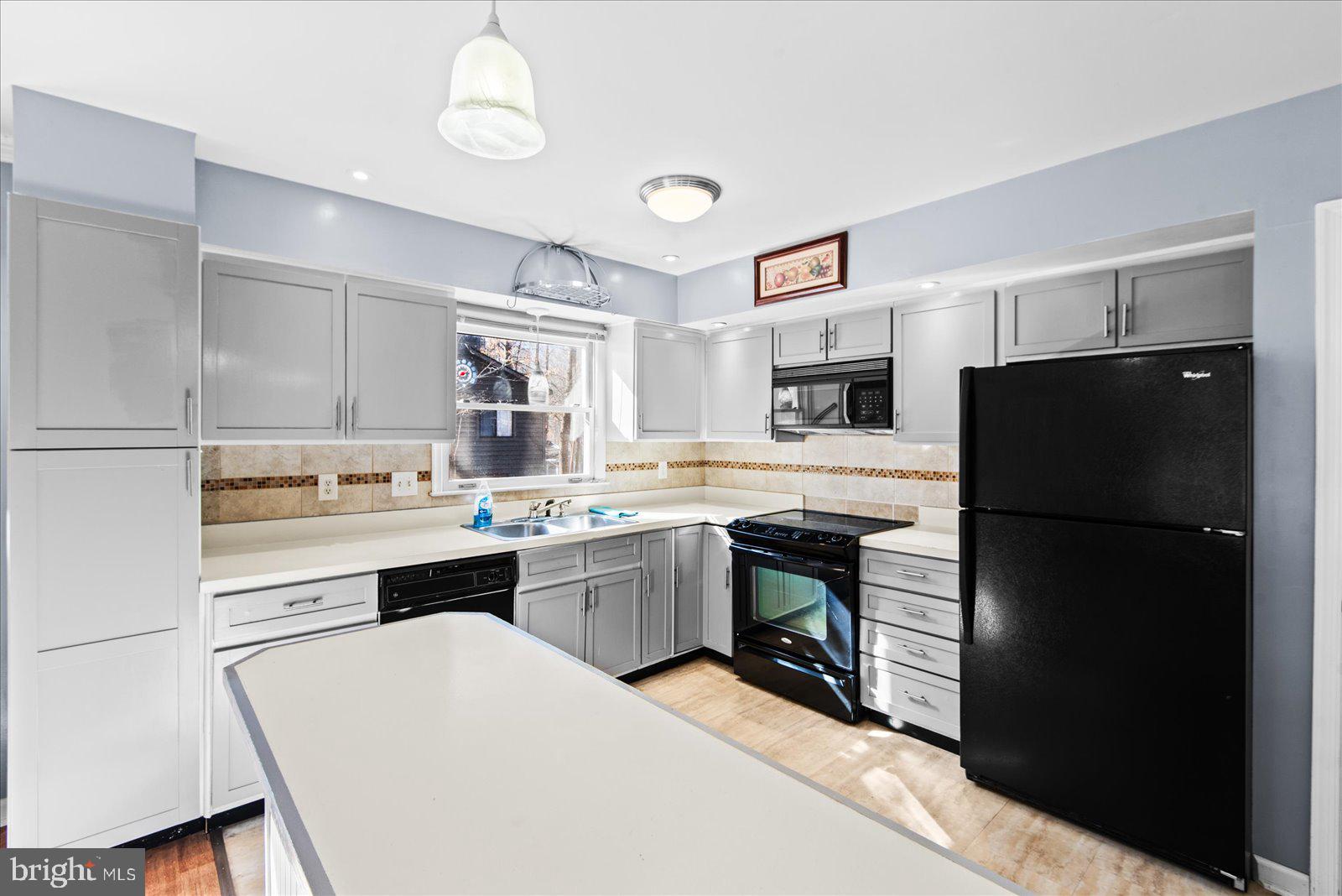 LAKE OF THE WOODS - Residential