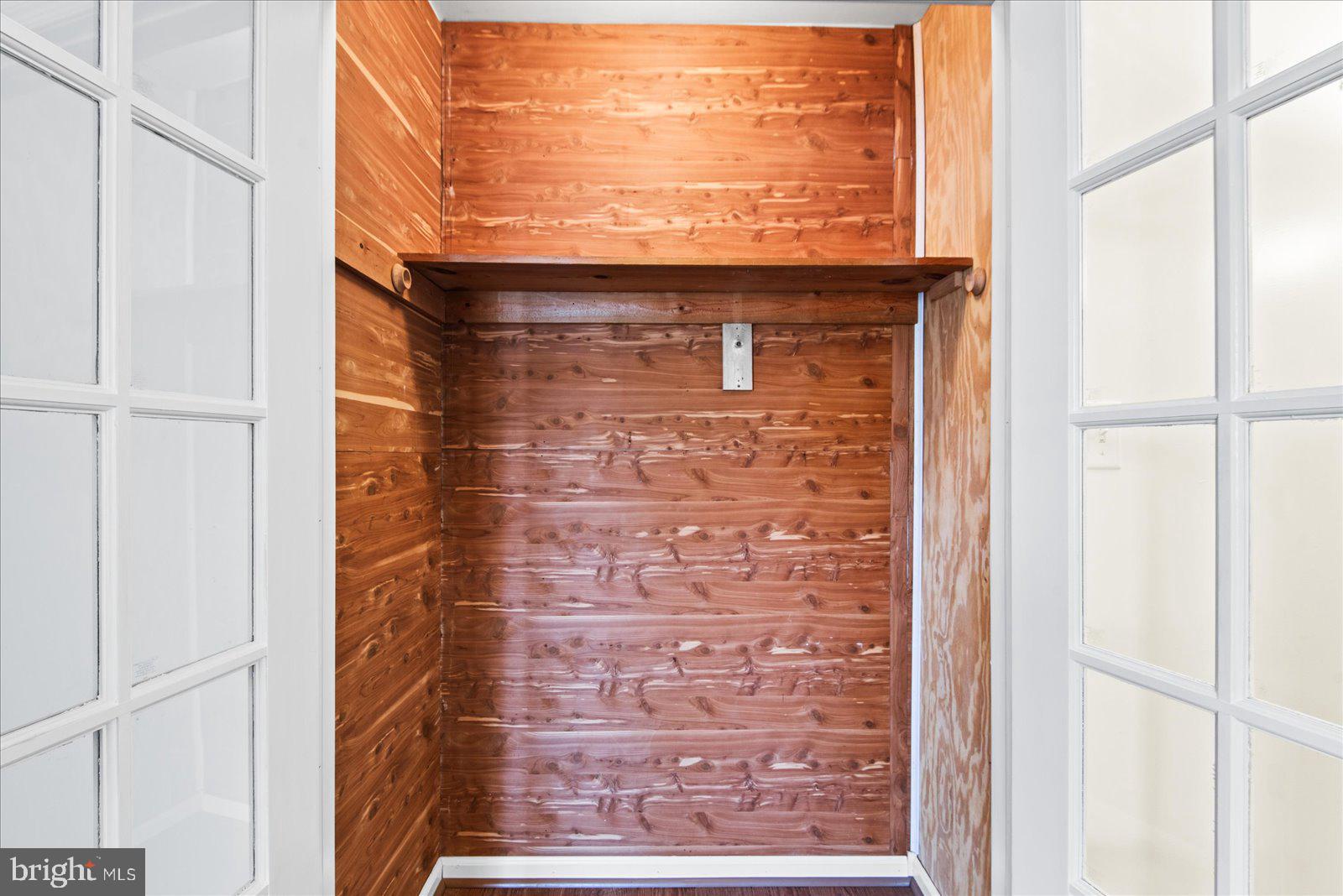 LAKE OF THE WOODS - Residential