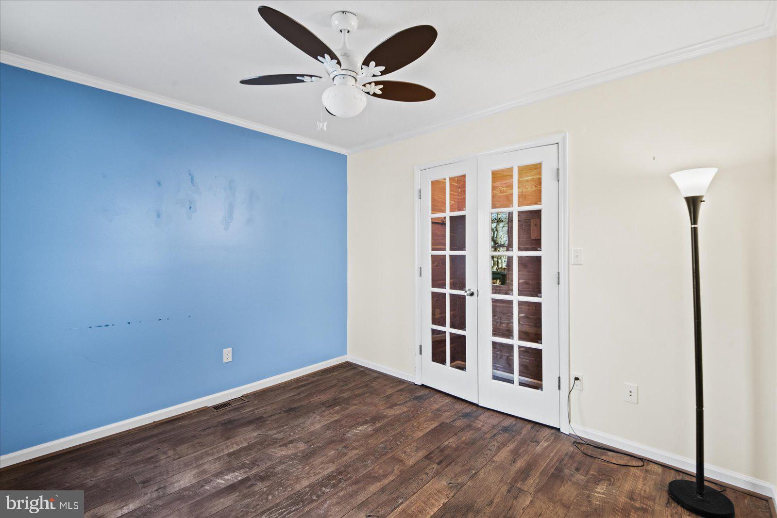 LAKE OF THE WOODS - Residential