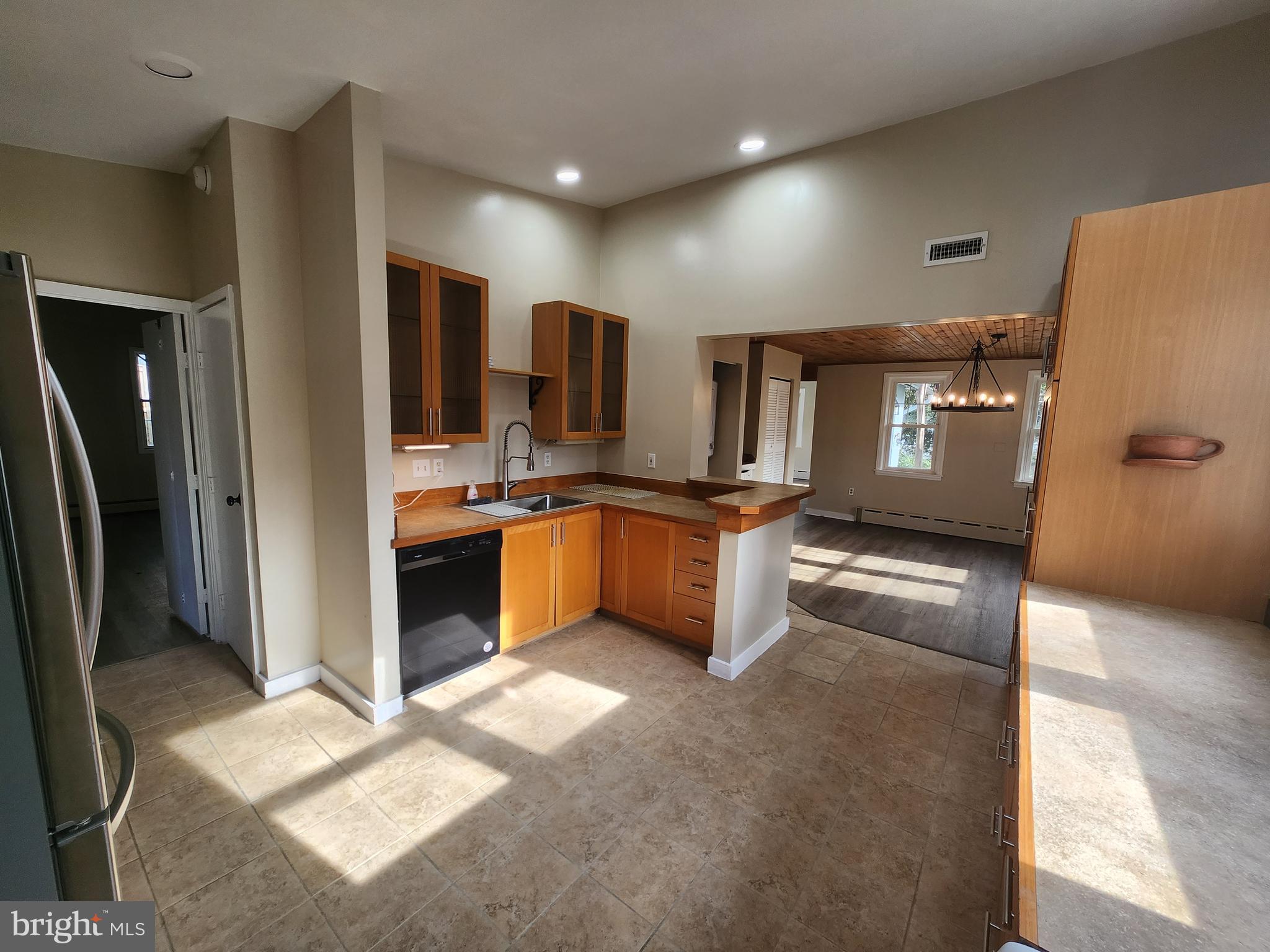 CAPE ST CLAIRE - Residential Lease