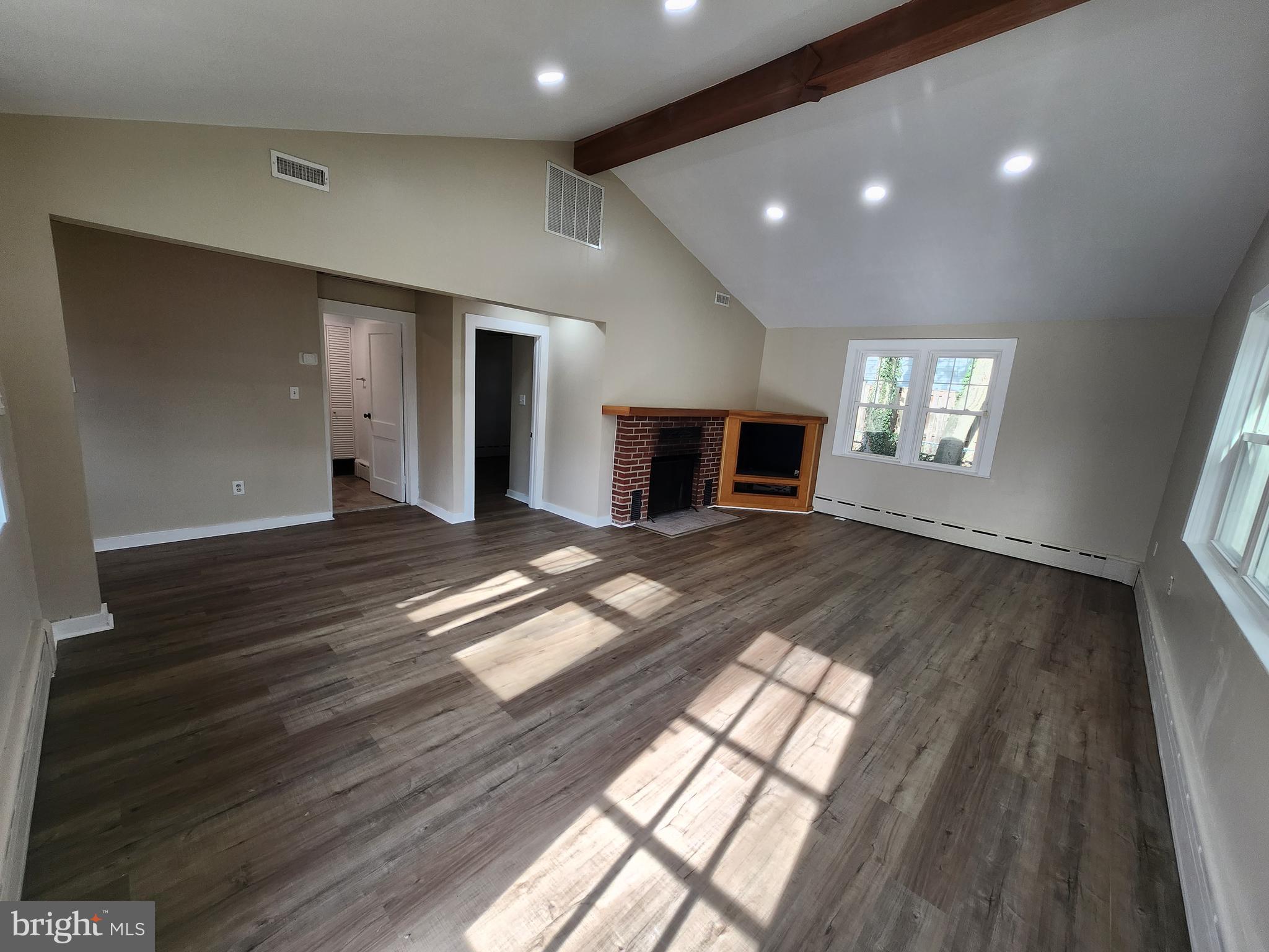 CAPE ST CLAIRE - Residential Lease