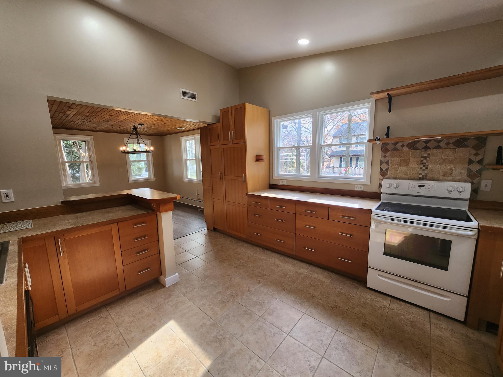 CAPE ST CLAIRE - Residential Lease