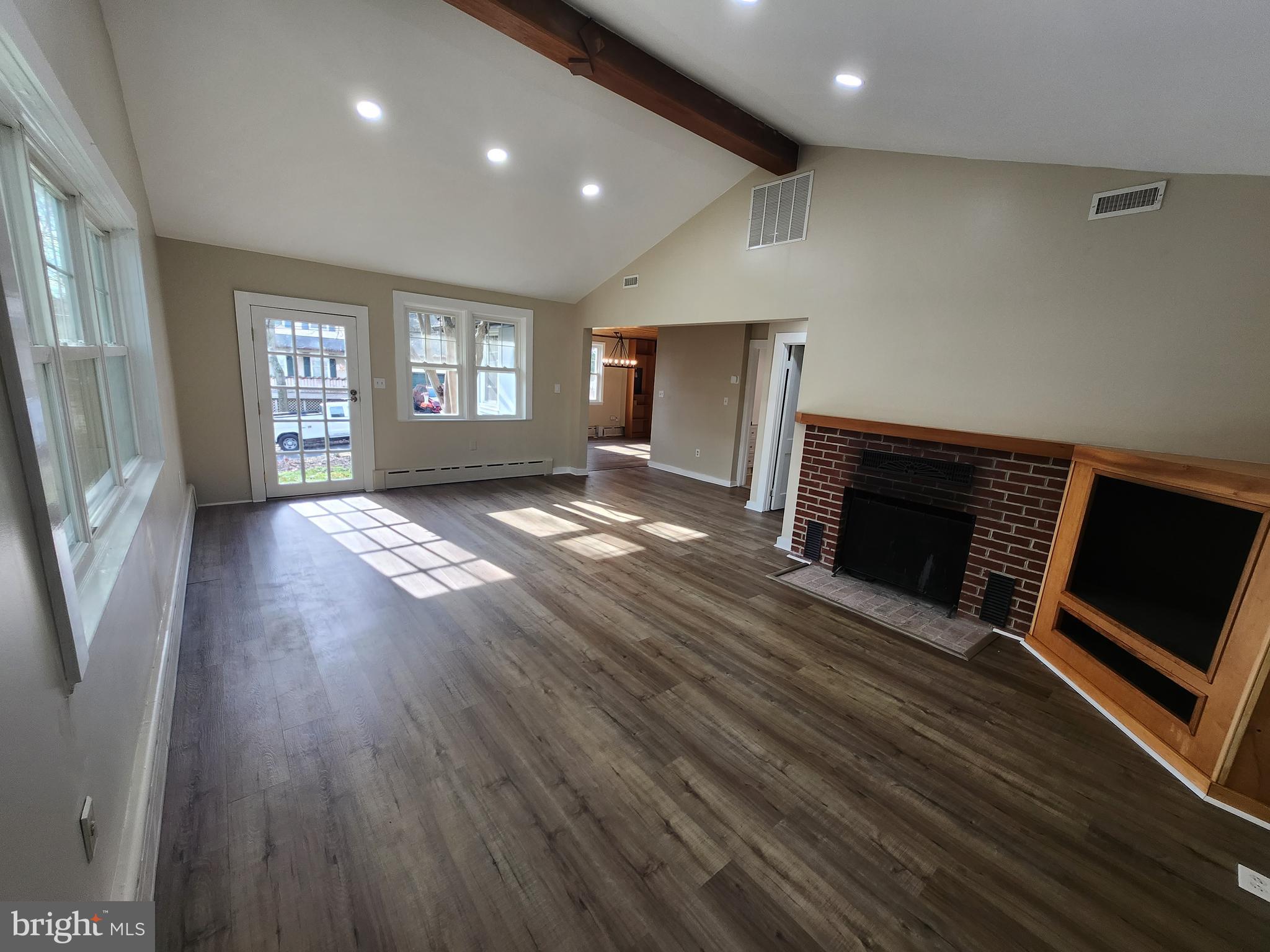 CAPE ST CLAIRE - Residential Lease