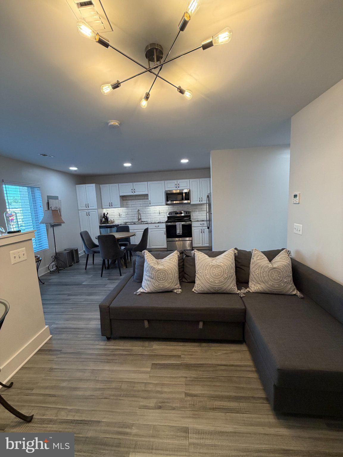 19520 VILLAGE WALK DRIVE 3-203