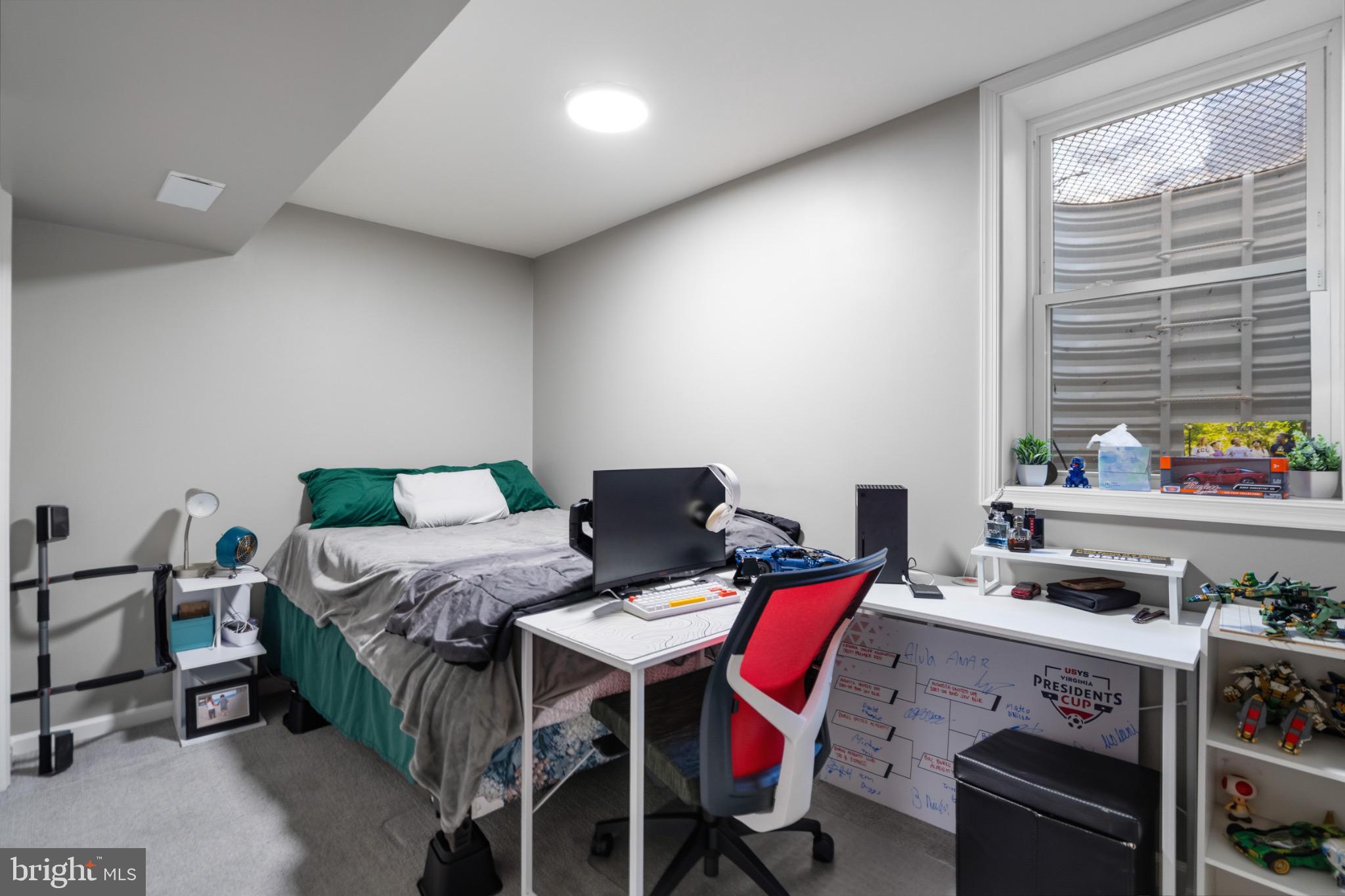 BURKE CENTRE - Residential