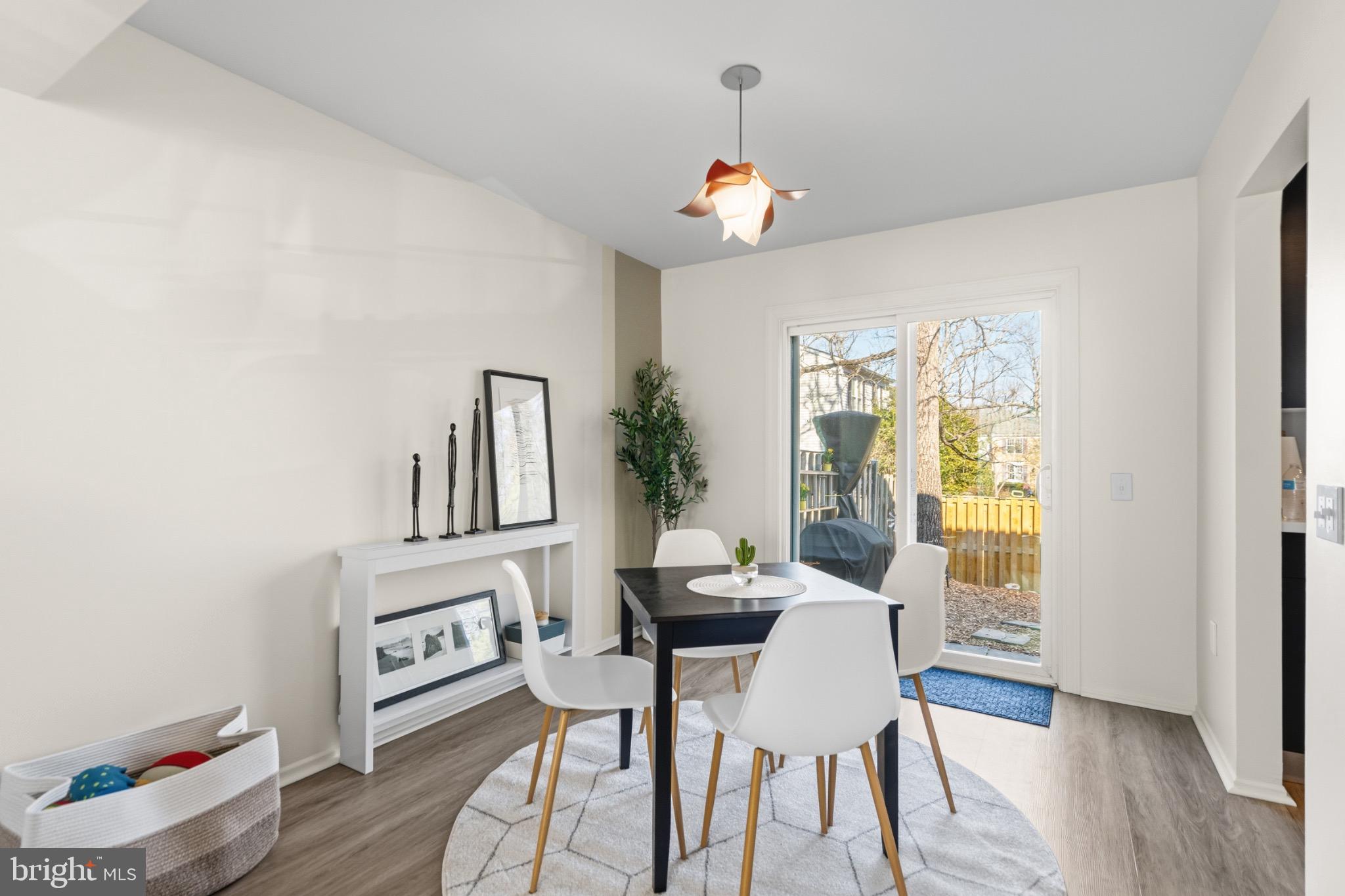 BURKE CENTRE - Residential