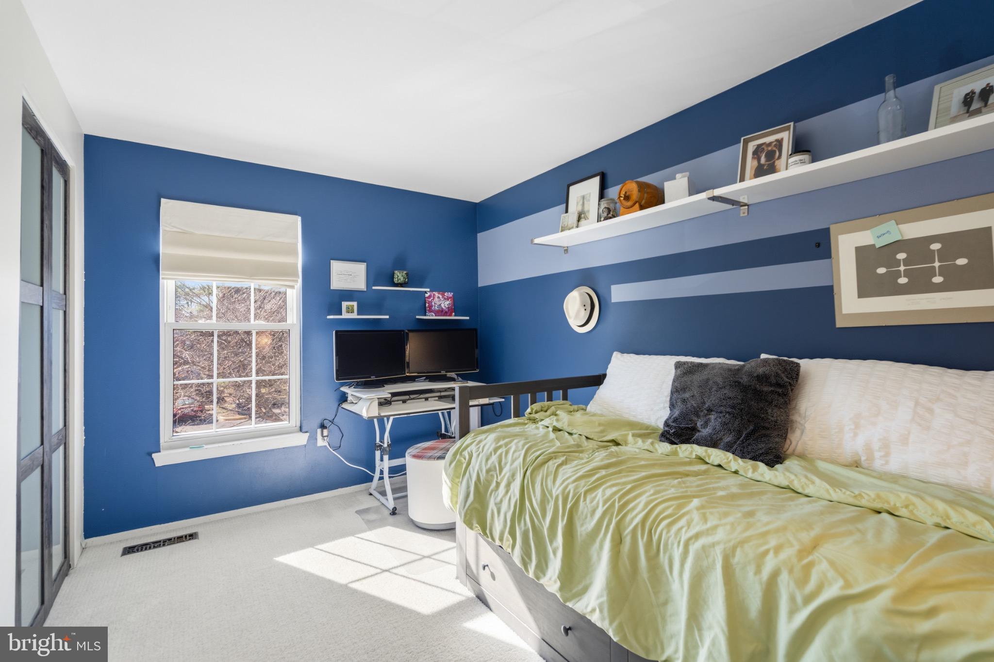 BURKE CENTRE - Residential