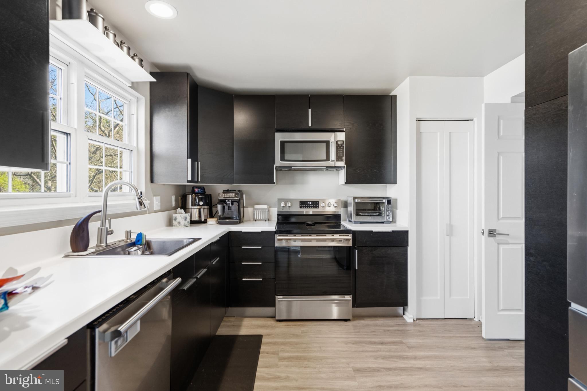 9928 WOOD WREN COURT