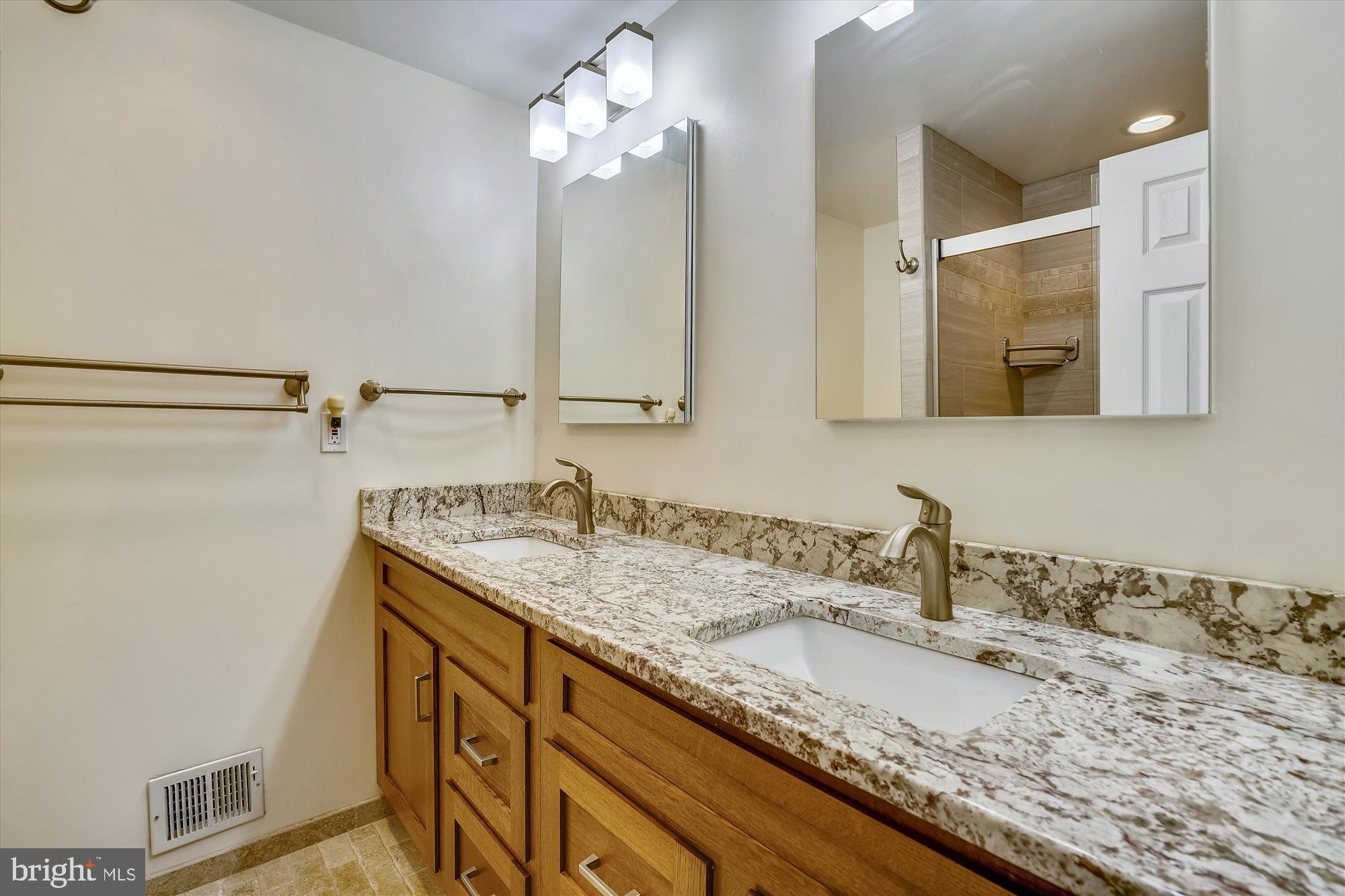 HARPERS CHOICE - Residential