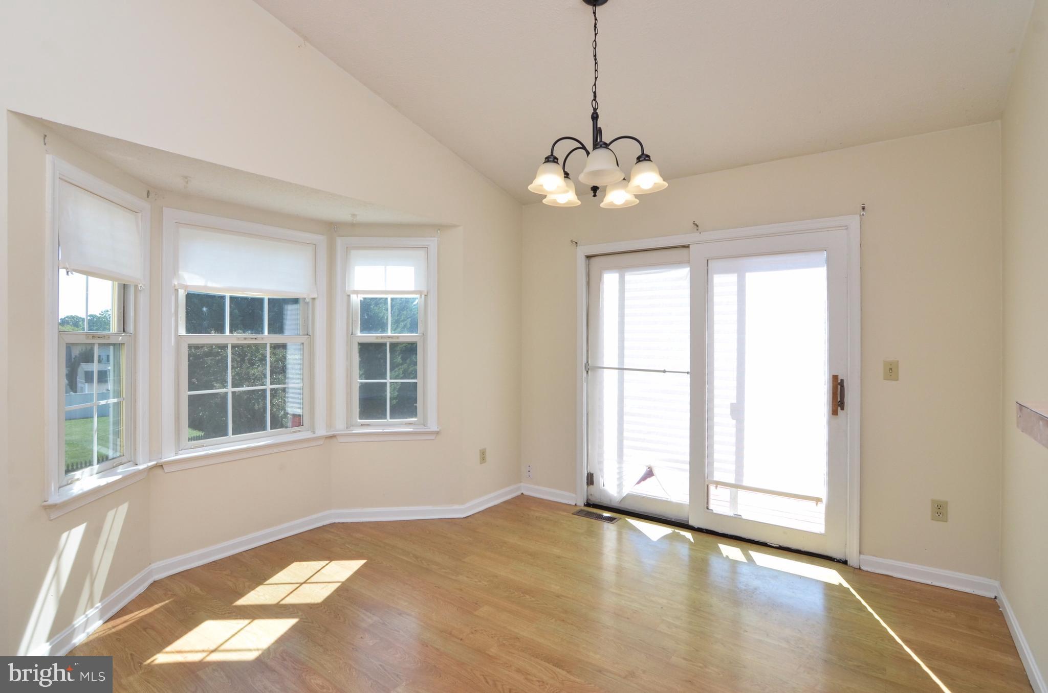 MAPLE GROVE - Residential