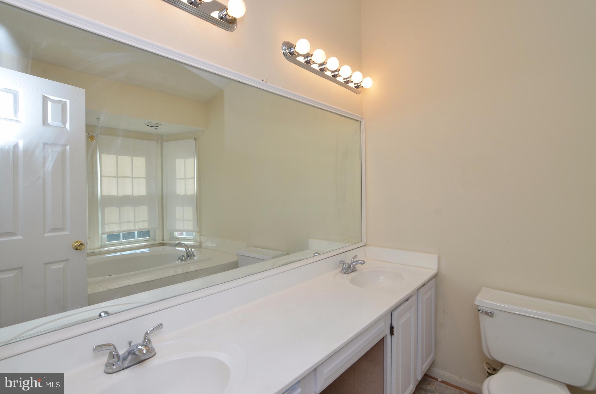 MAPLE GROVE - Residential