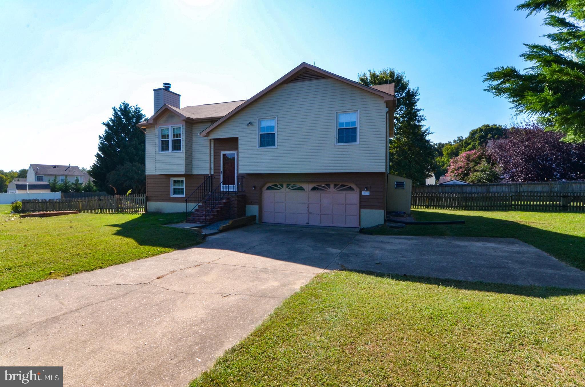 MAPLE GROVE - Residential