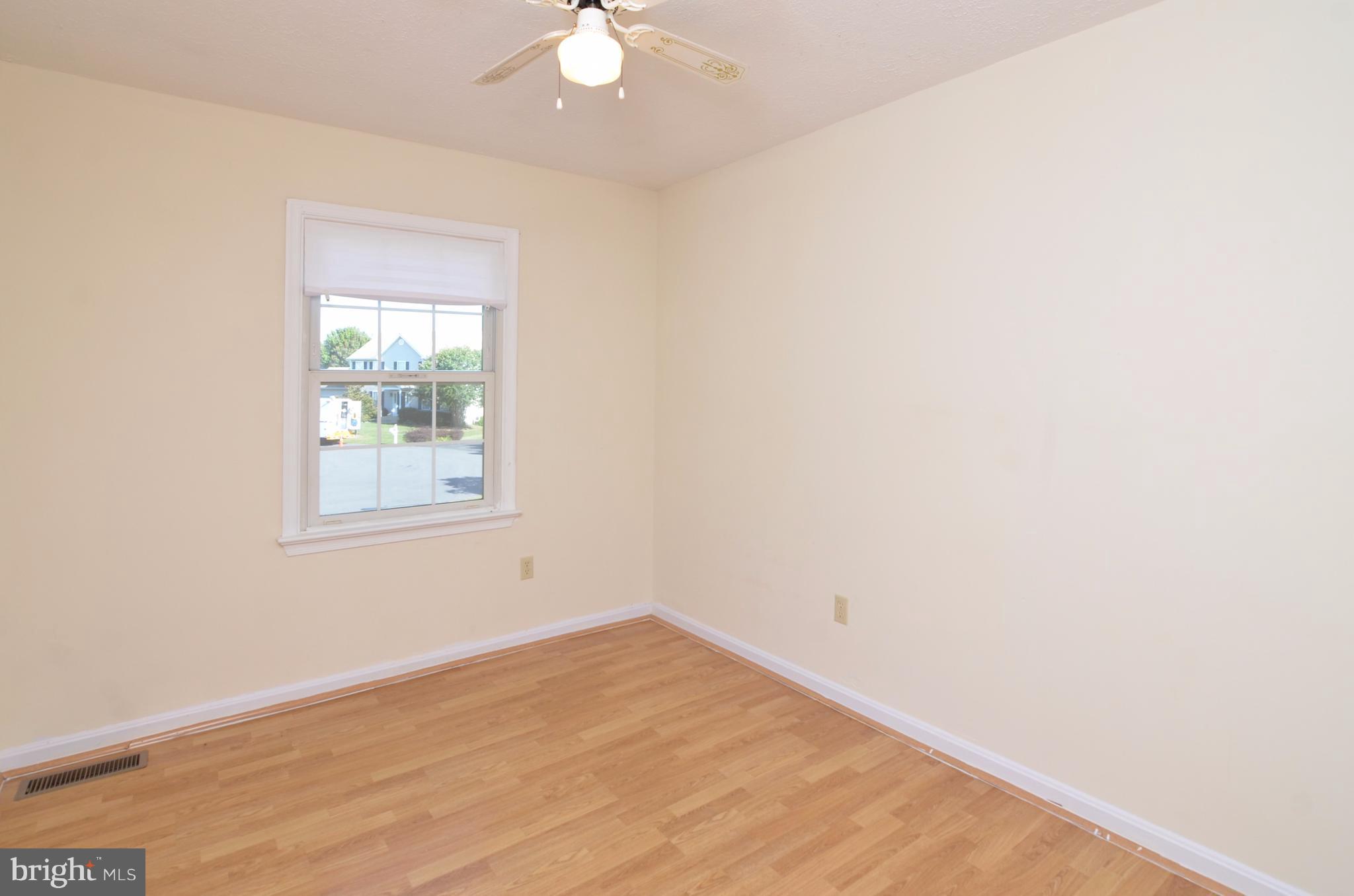 MAPLE GROVE - Residential