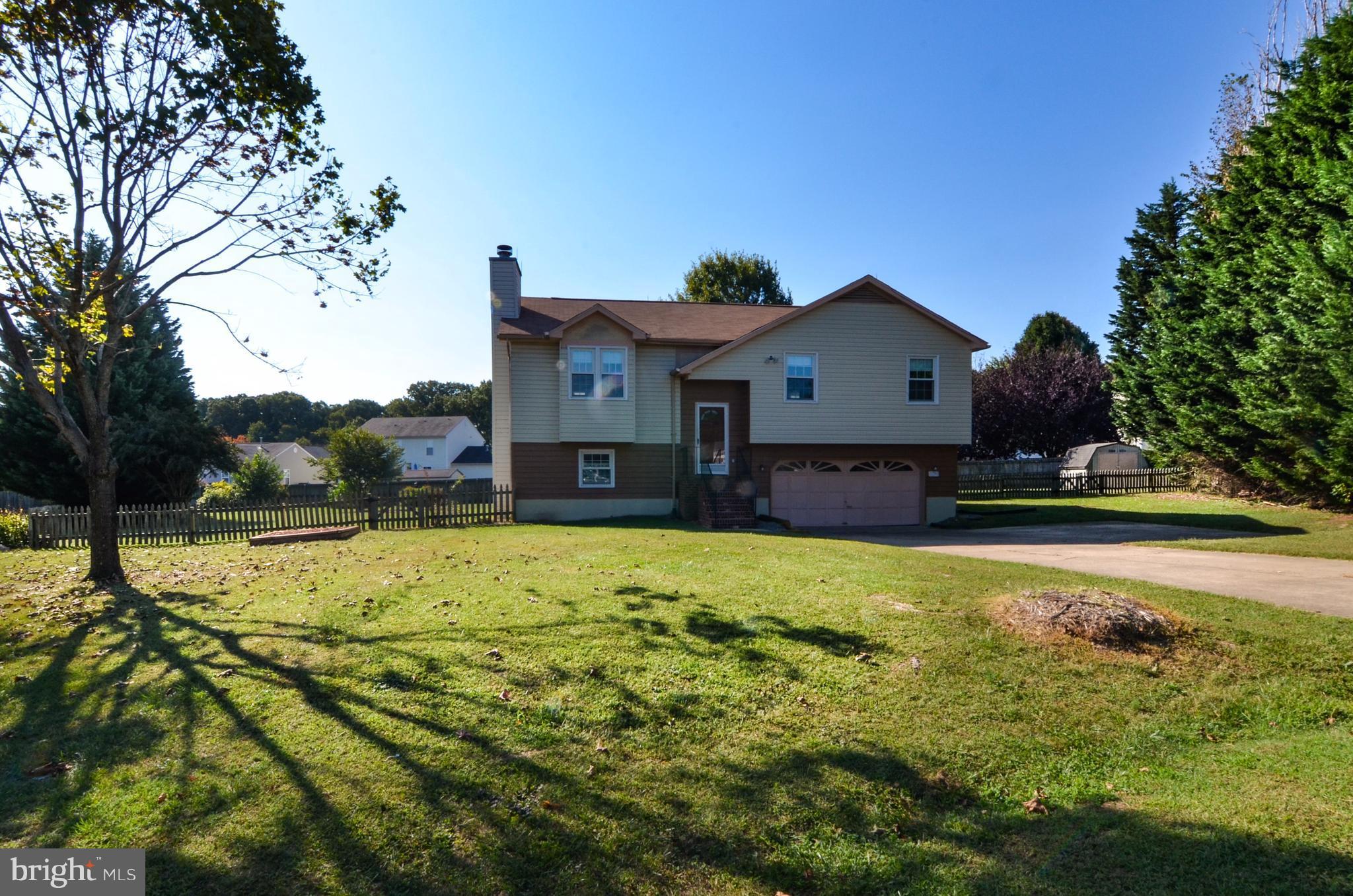 MAPLE GROVE - Residential