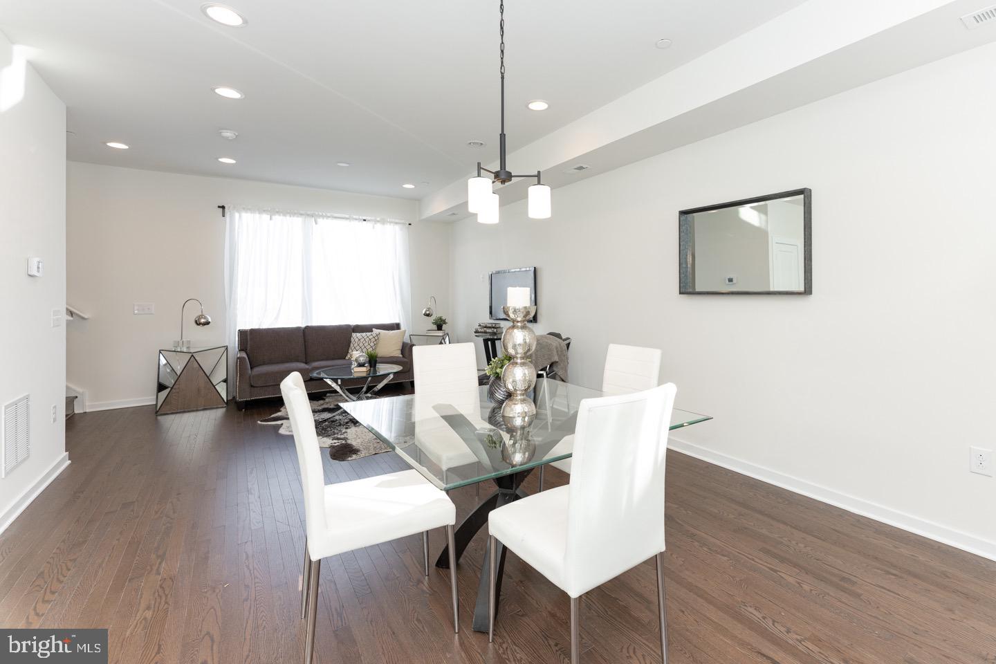 FISHTOWN - Residential Lease