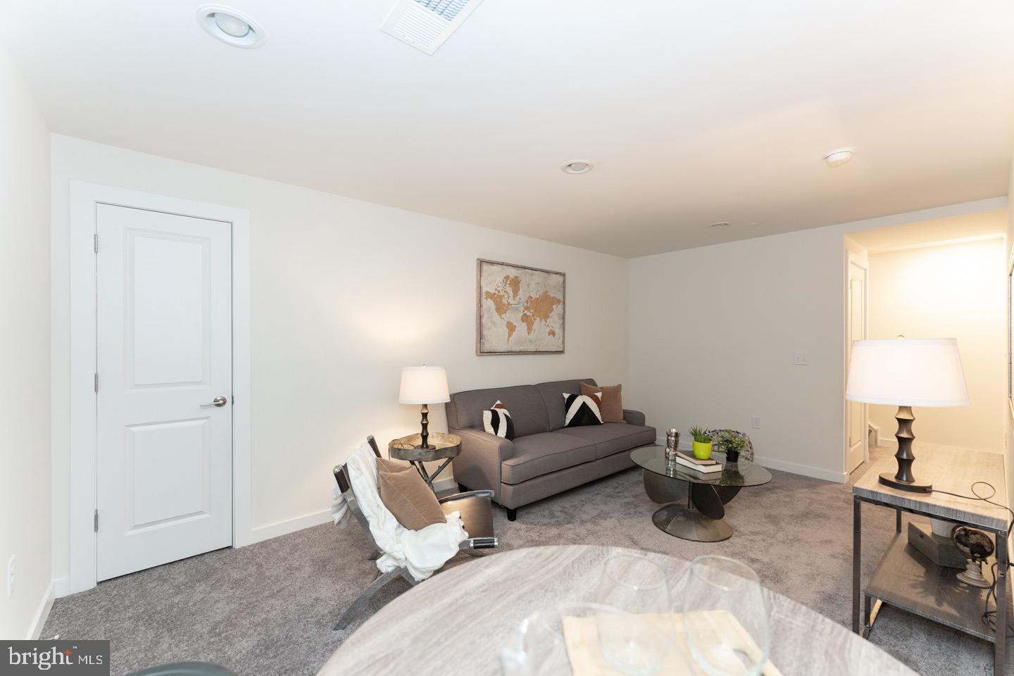 FISHTOWN - Residential Lease