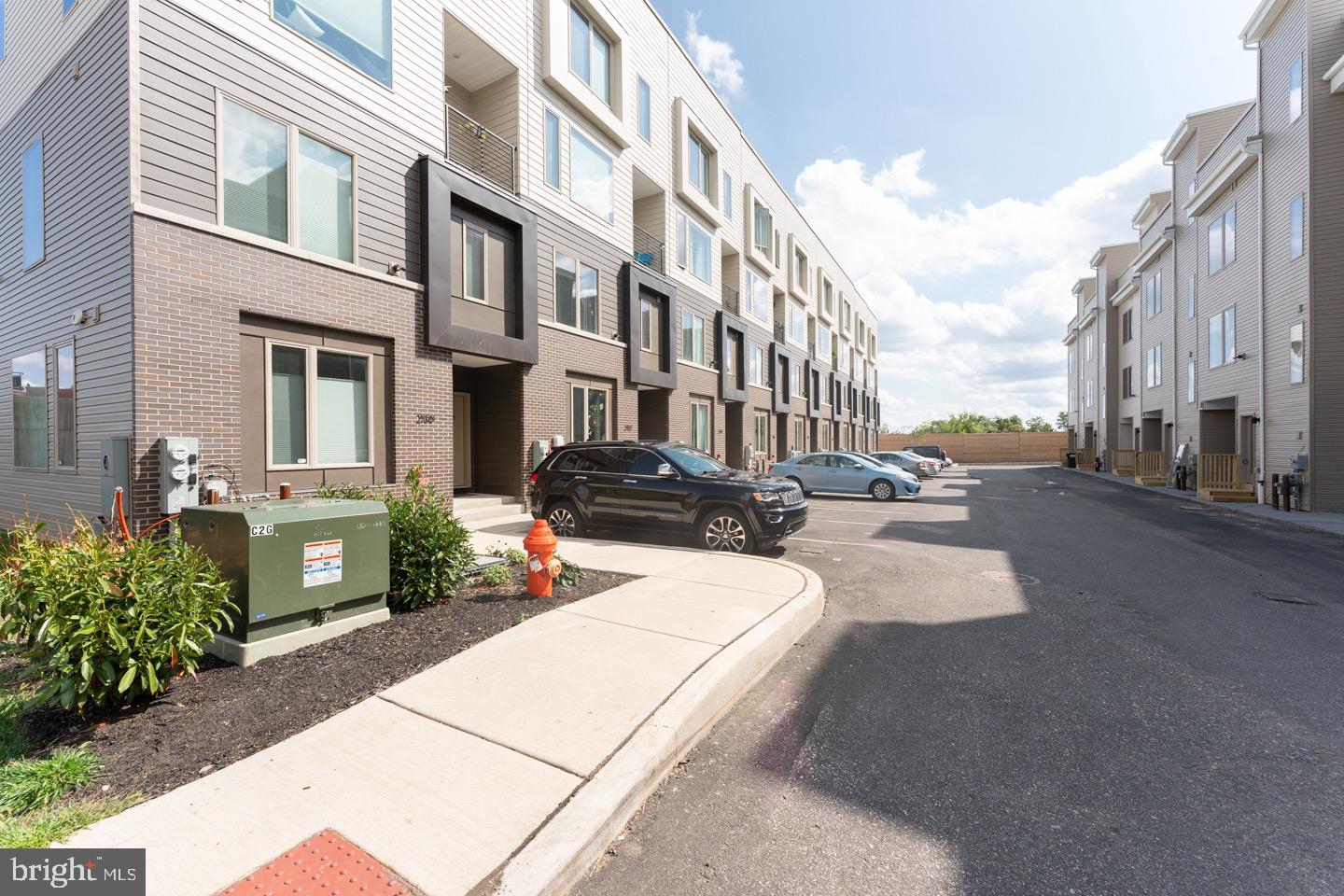 FISHTOWN - Residential Lease