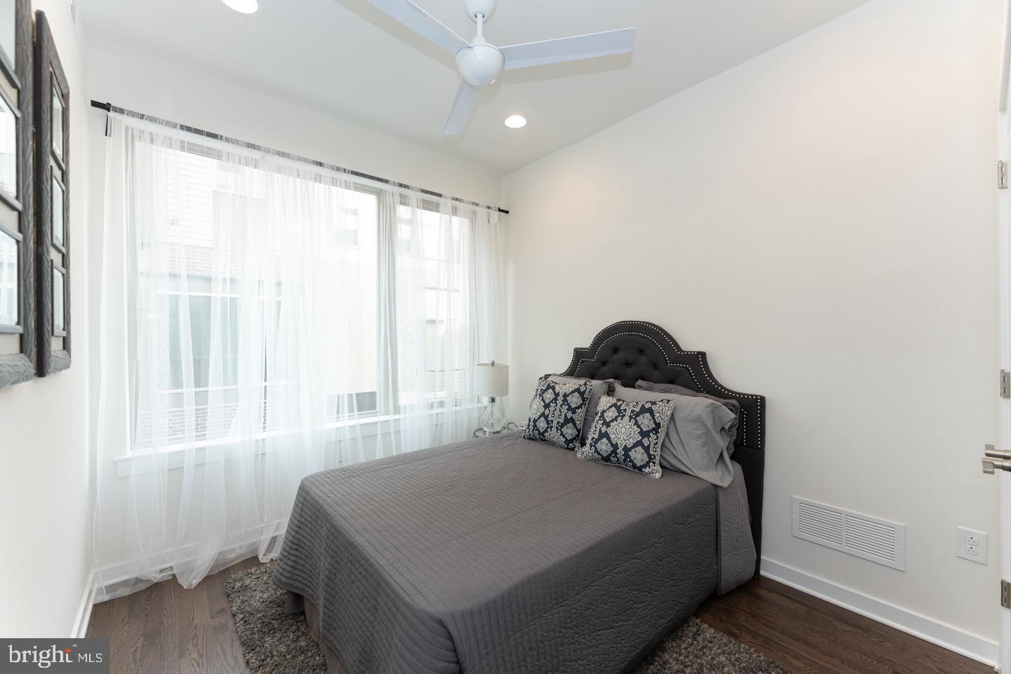 FISHTOWN - Residential Lease