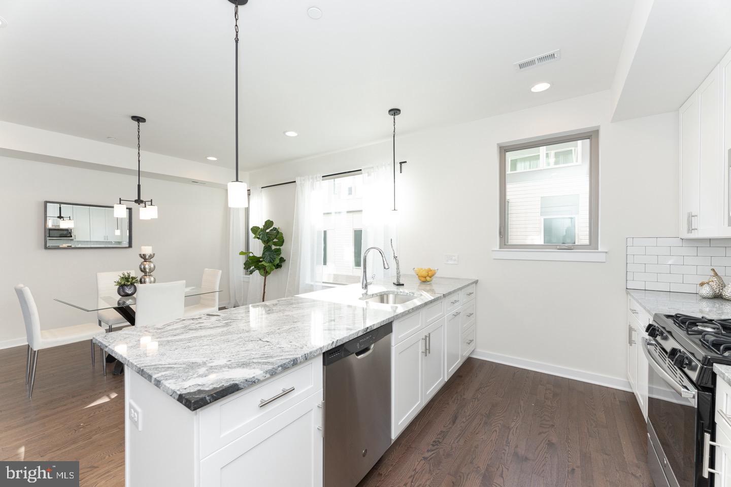 FISHTOWN - Residential Lease