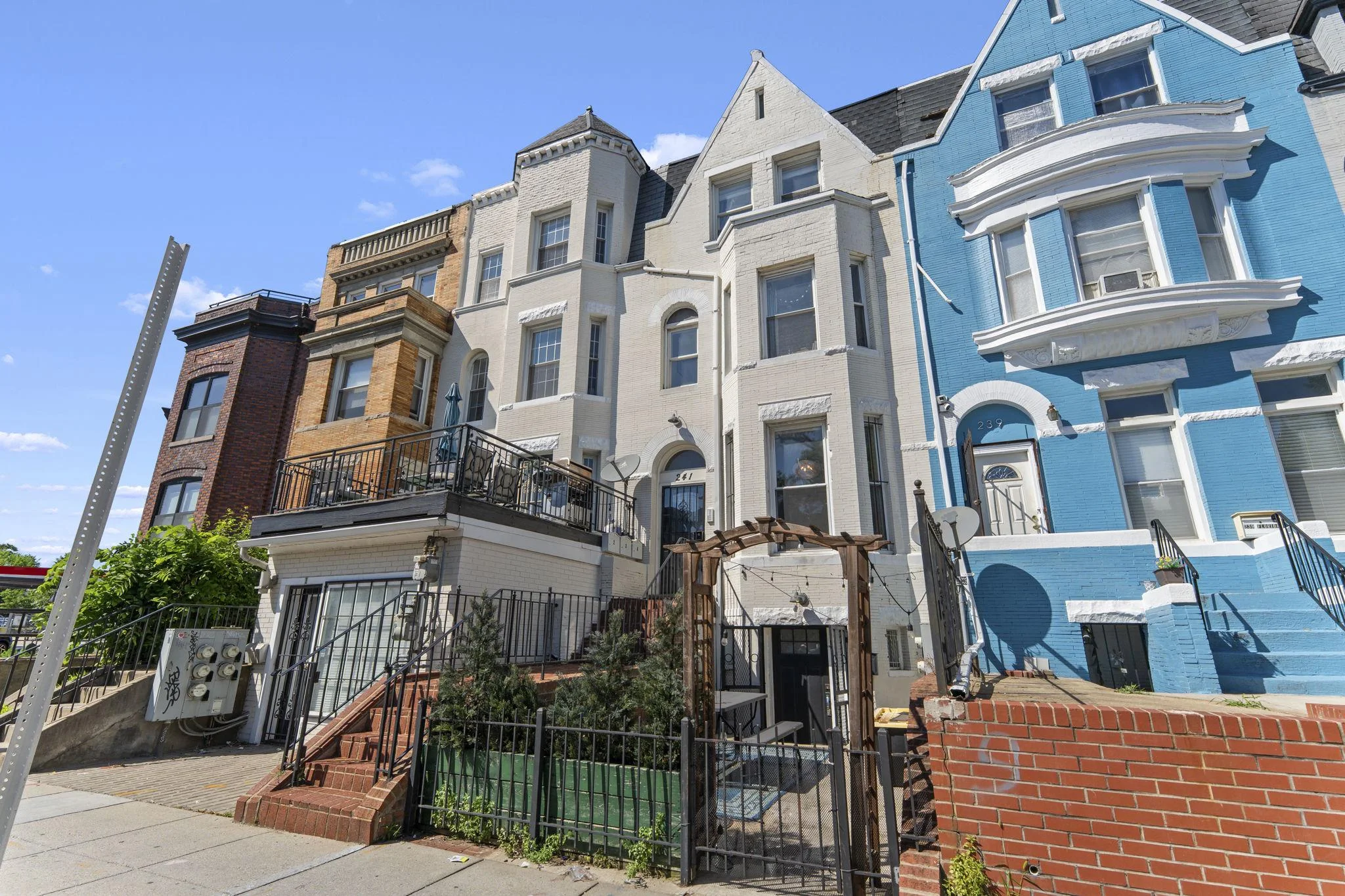 241 Florida Avenue NW Unit 2
