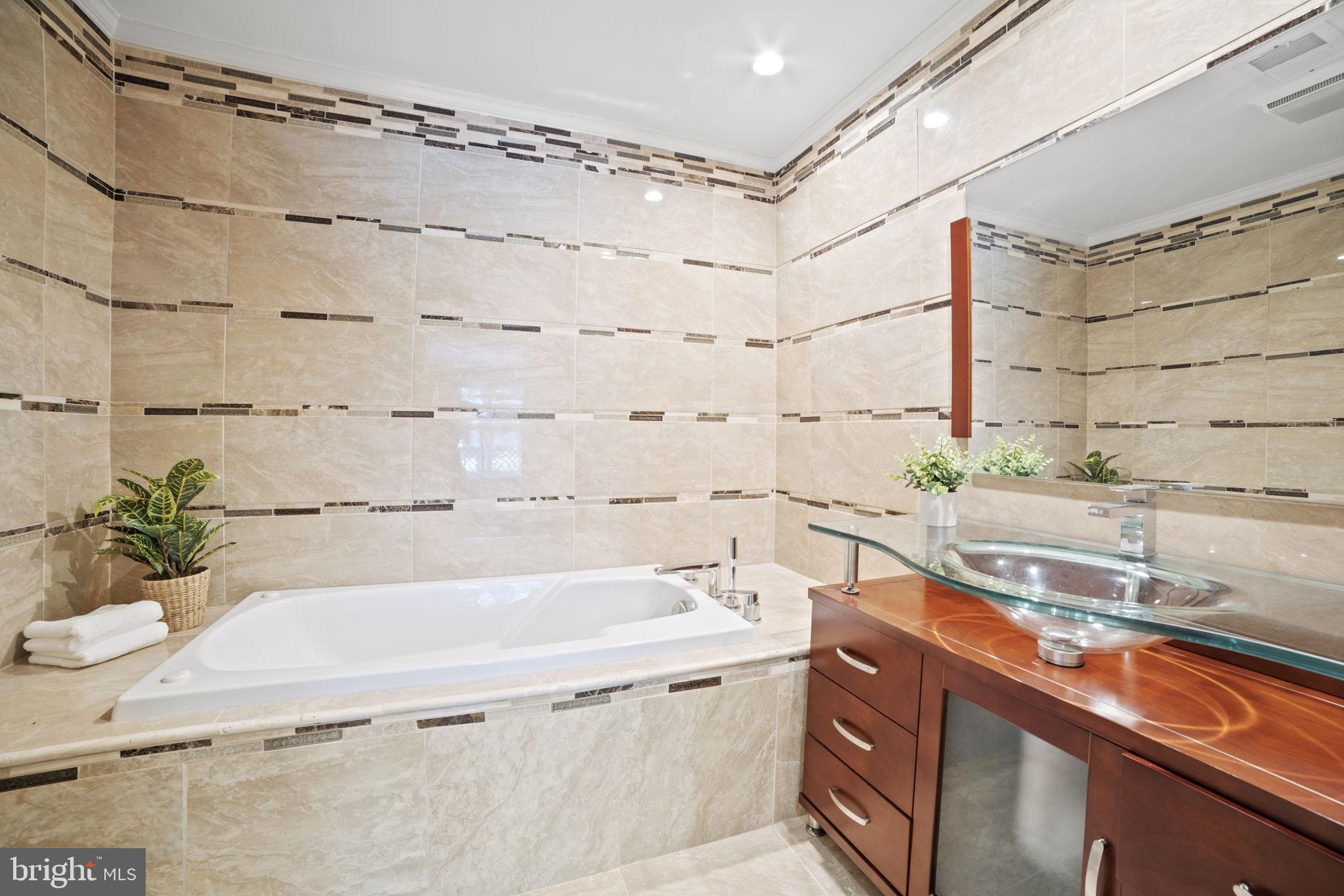 GRAYS POINTE - Residential