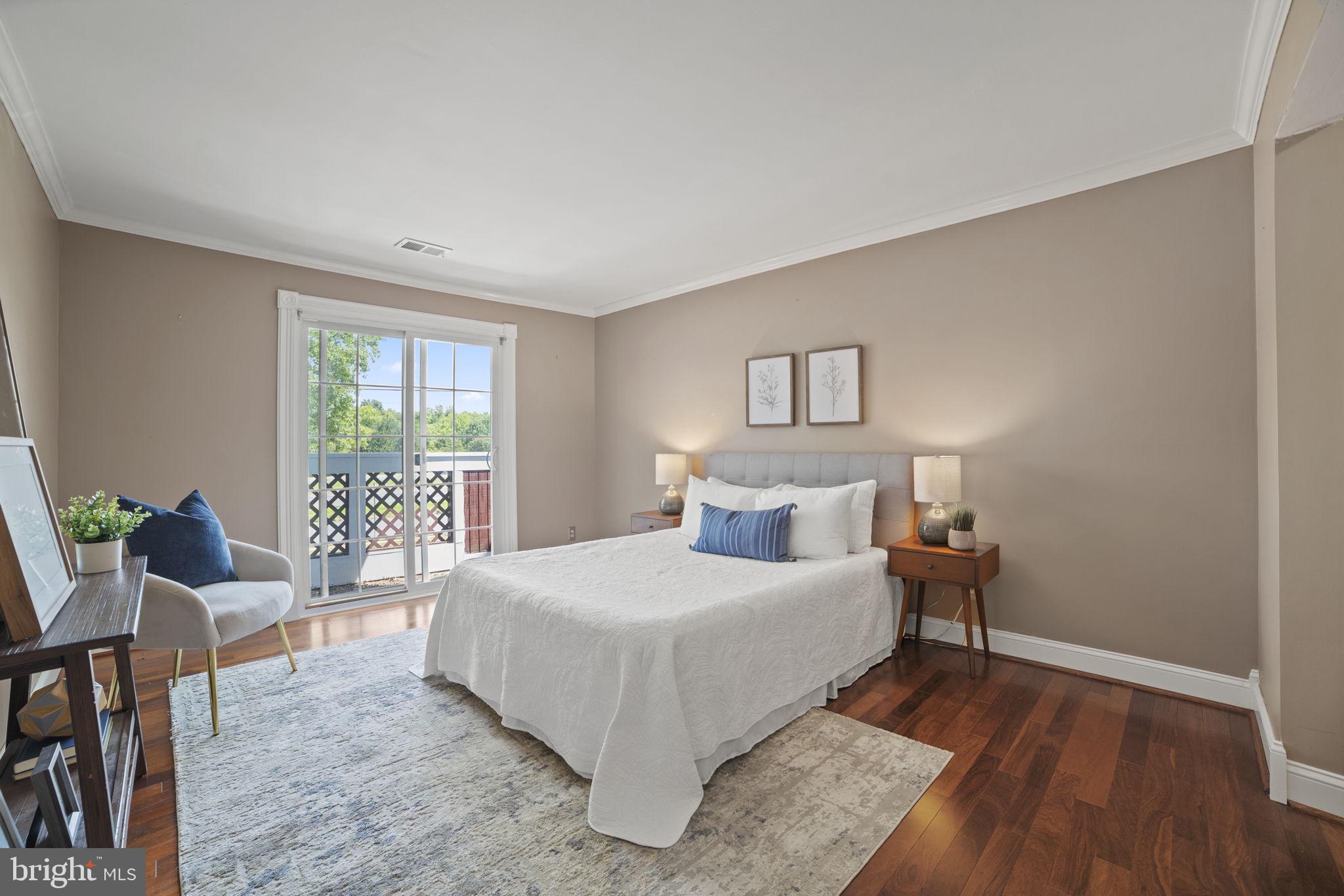 GRAYS POINTE - Residential