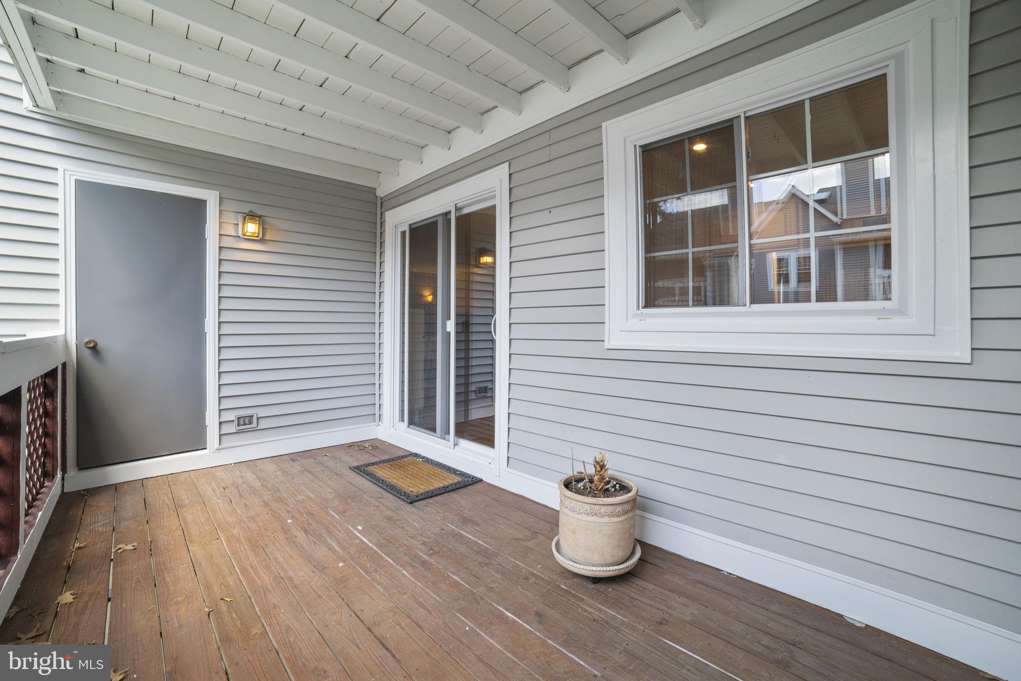 GRAYS POINTE - Residential